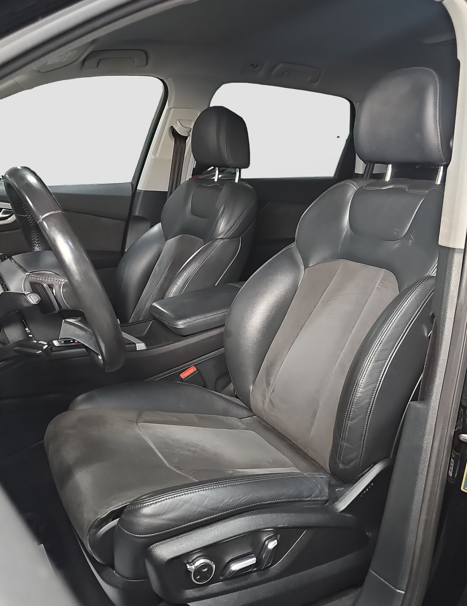 
								Audi Q7 e-tron VIRT/ODLI.ČAN full									