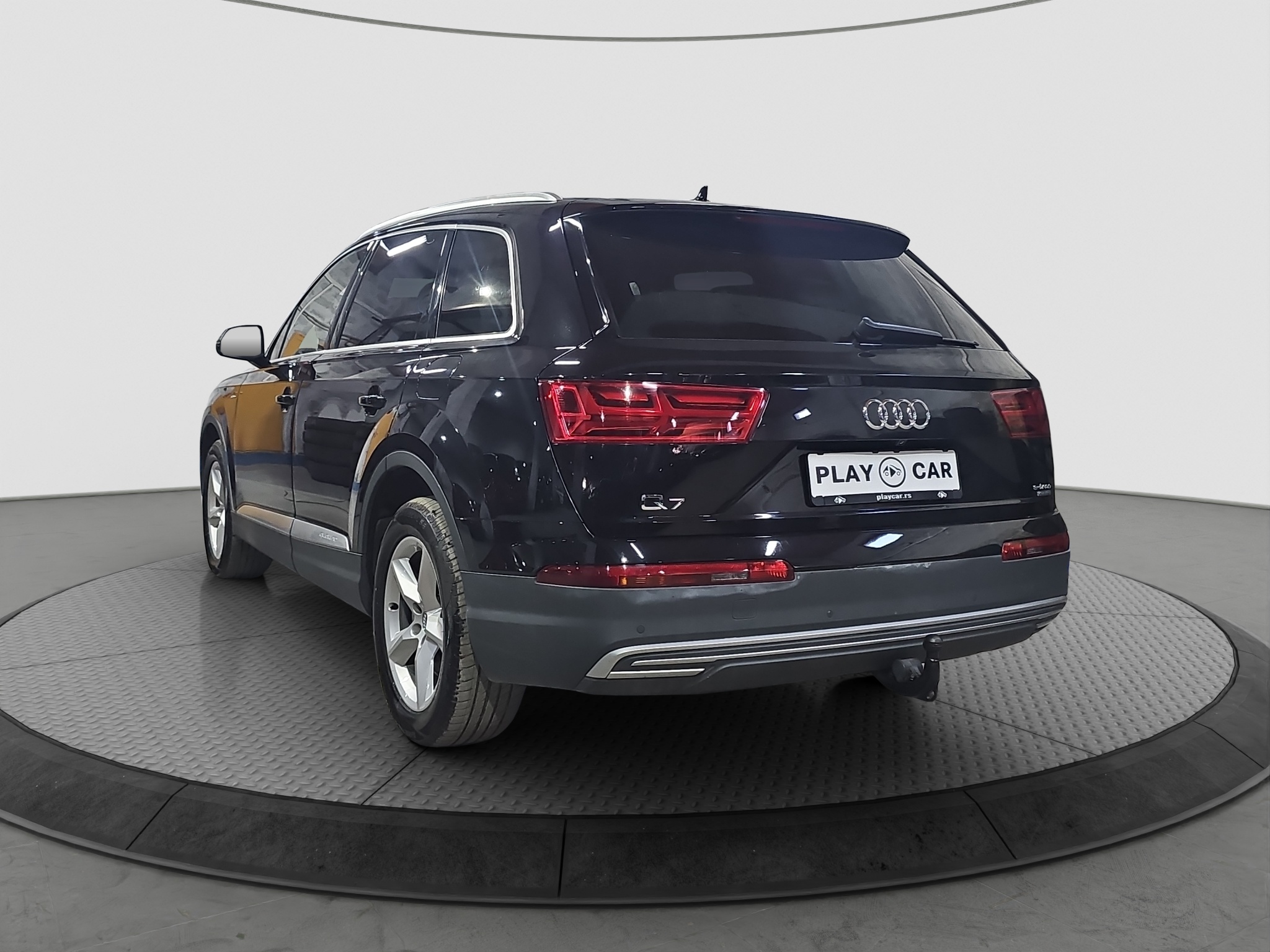 
								Audi Q7 e-tron VIRT/ODLI.ČAN full									