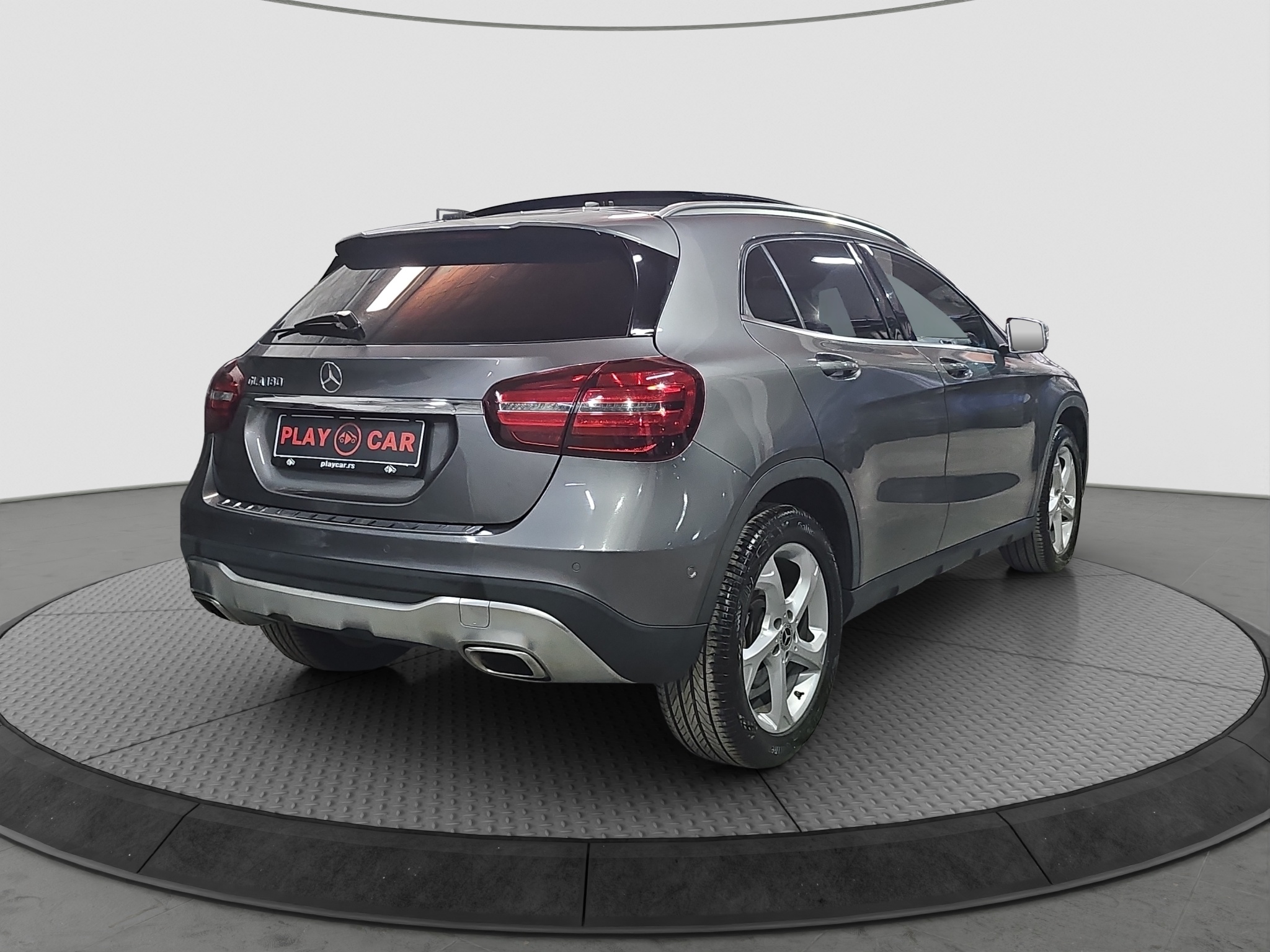 
								Mercedes Benz GLA 180 POKR.KROV/AUT/T0P full									