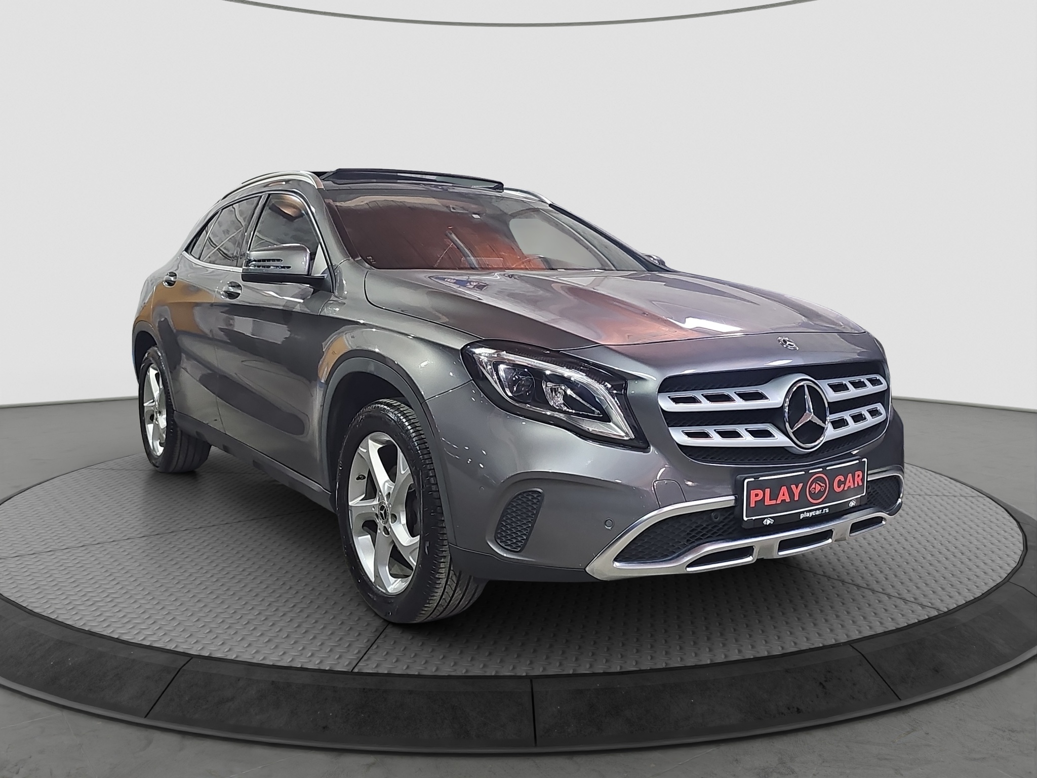 
								Mercedes Benz GLA 180 POKR.KROV/AUT/T0P full									