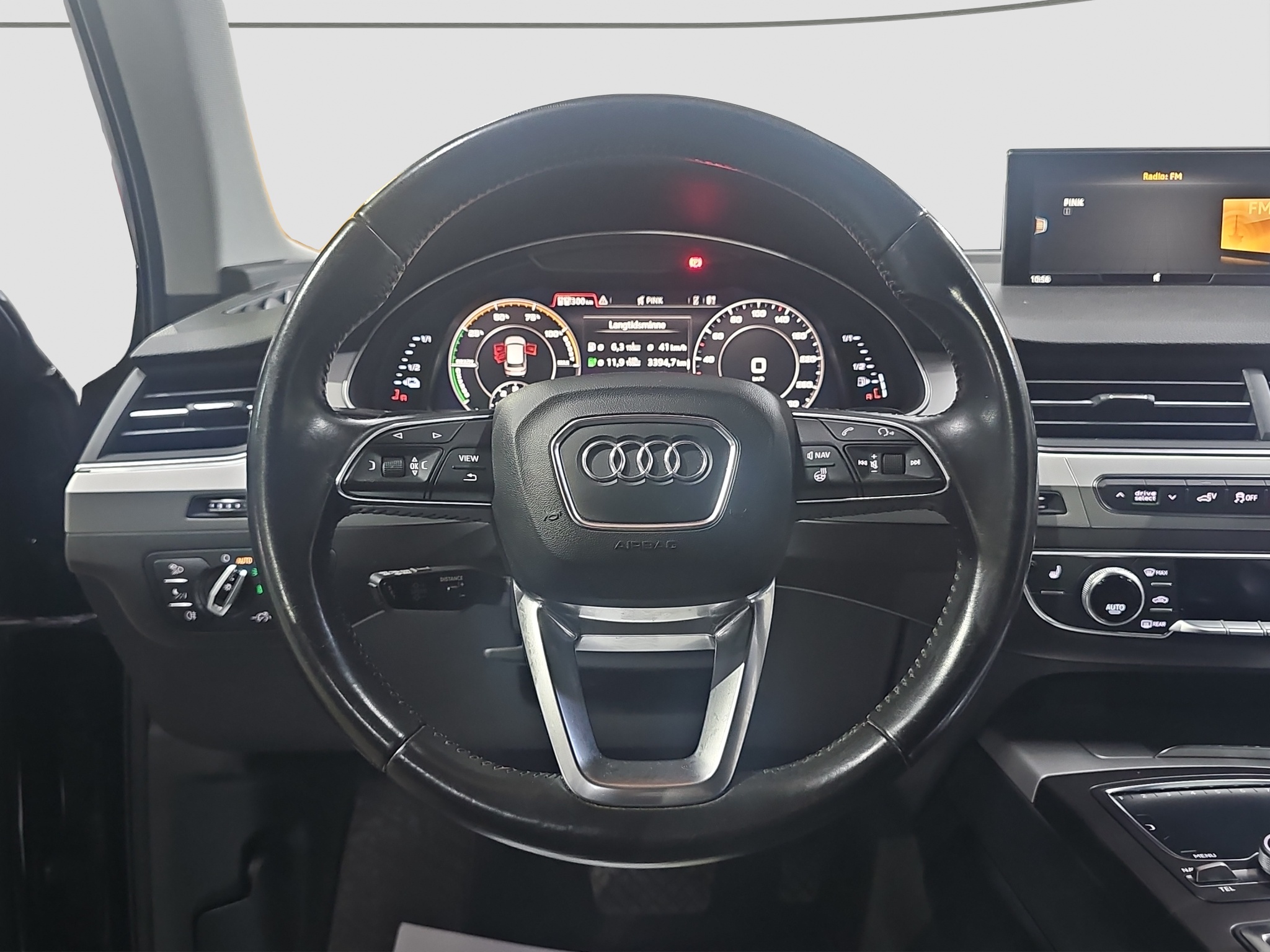 
								Audi Q7 e-tron VIRT/ODLI.ČAN full									