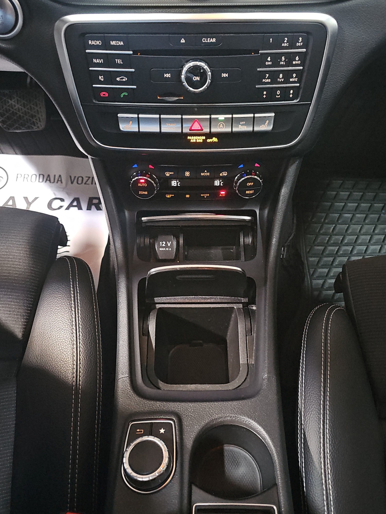 
								Mercedes Benz GLA 180 POKR.KROV/AUT/T0P full									