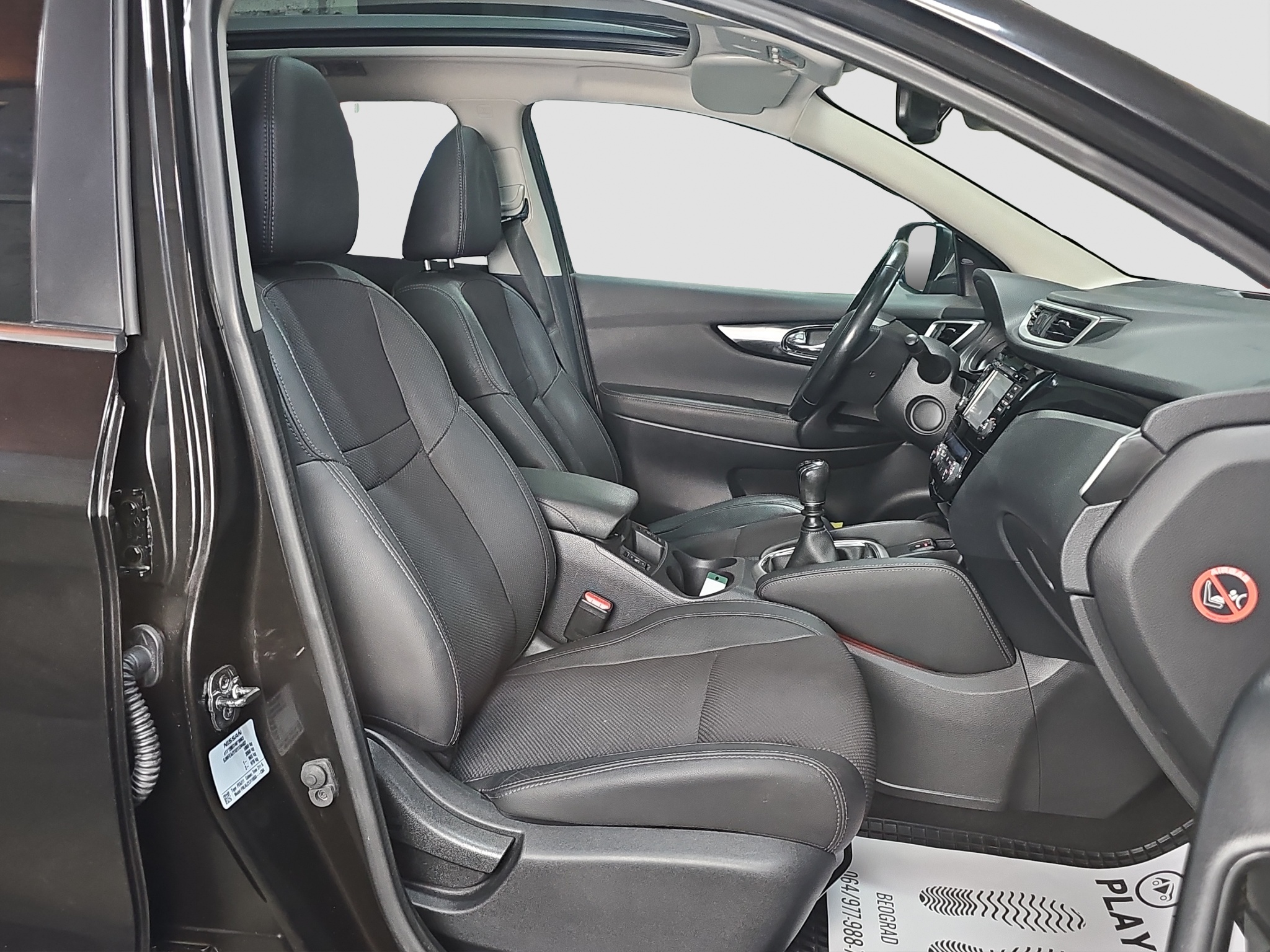 
								Nissan Qashqai TEKNA/MALA KM/PANO full									