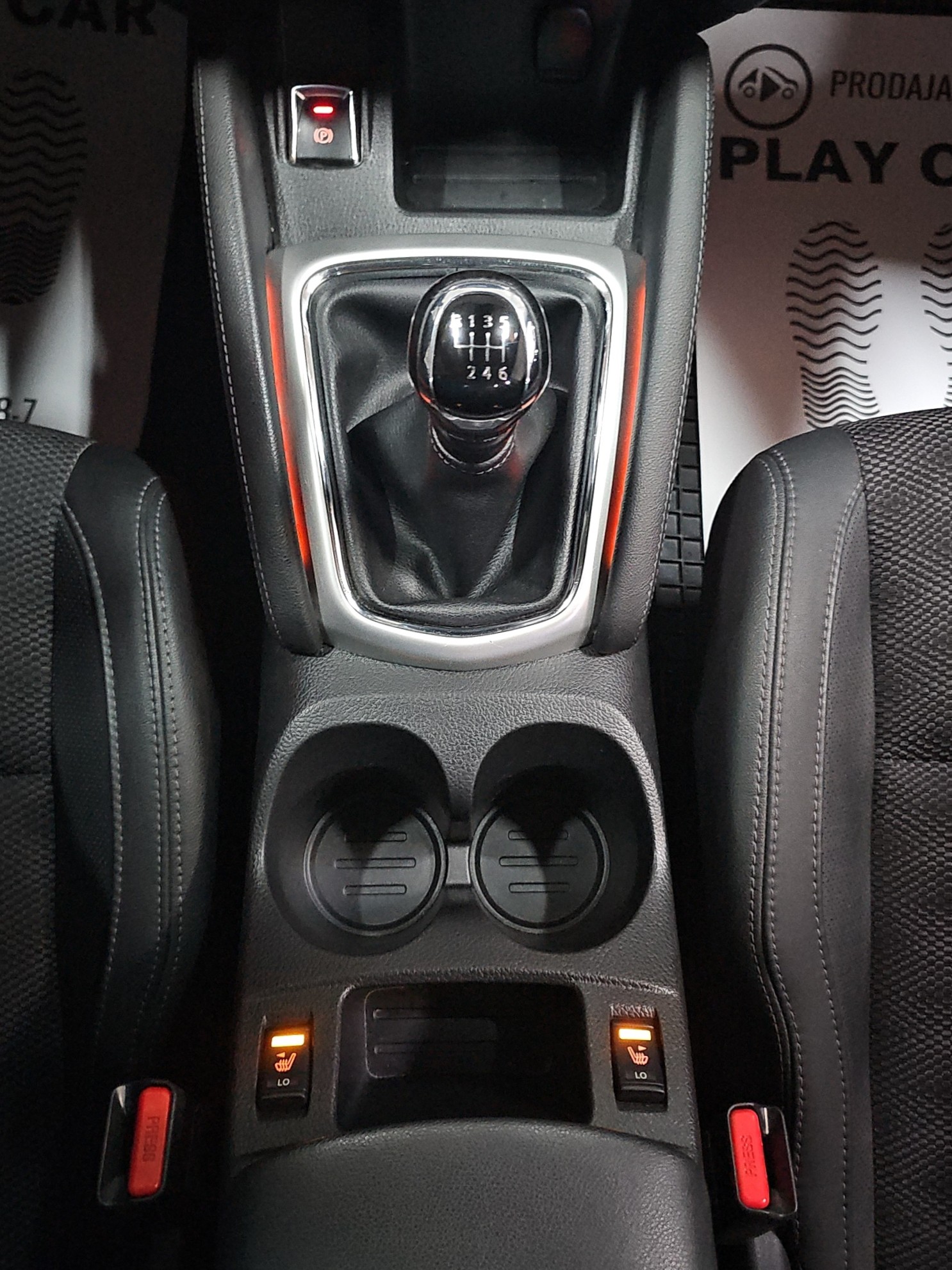 
								Nissan Qashqai TEKNA/MALA KM/PANO full									