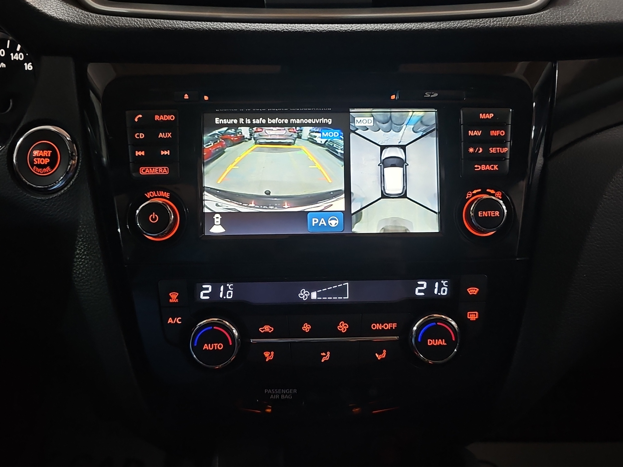 
								Nissan Qashqai TEKNA/MALA KM/PANO full									