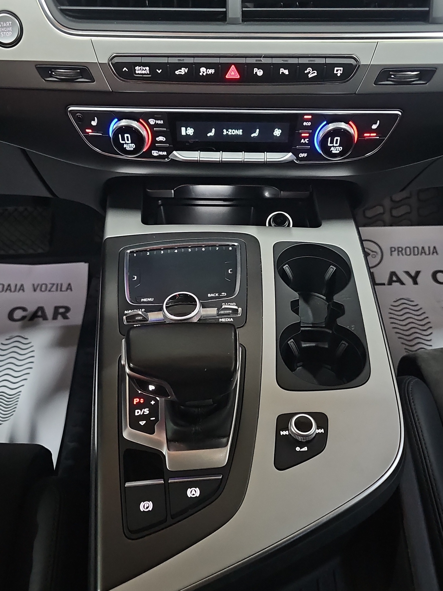 
								Audi Q7 e-tron VIRT/ODLI.ČAN full									