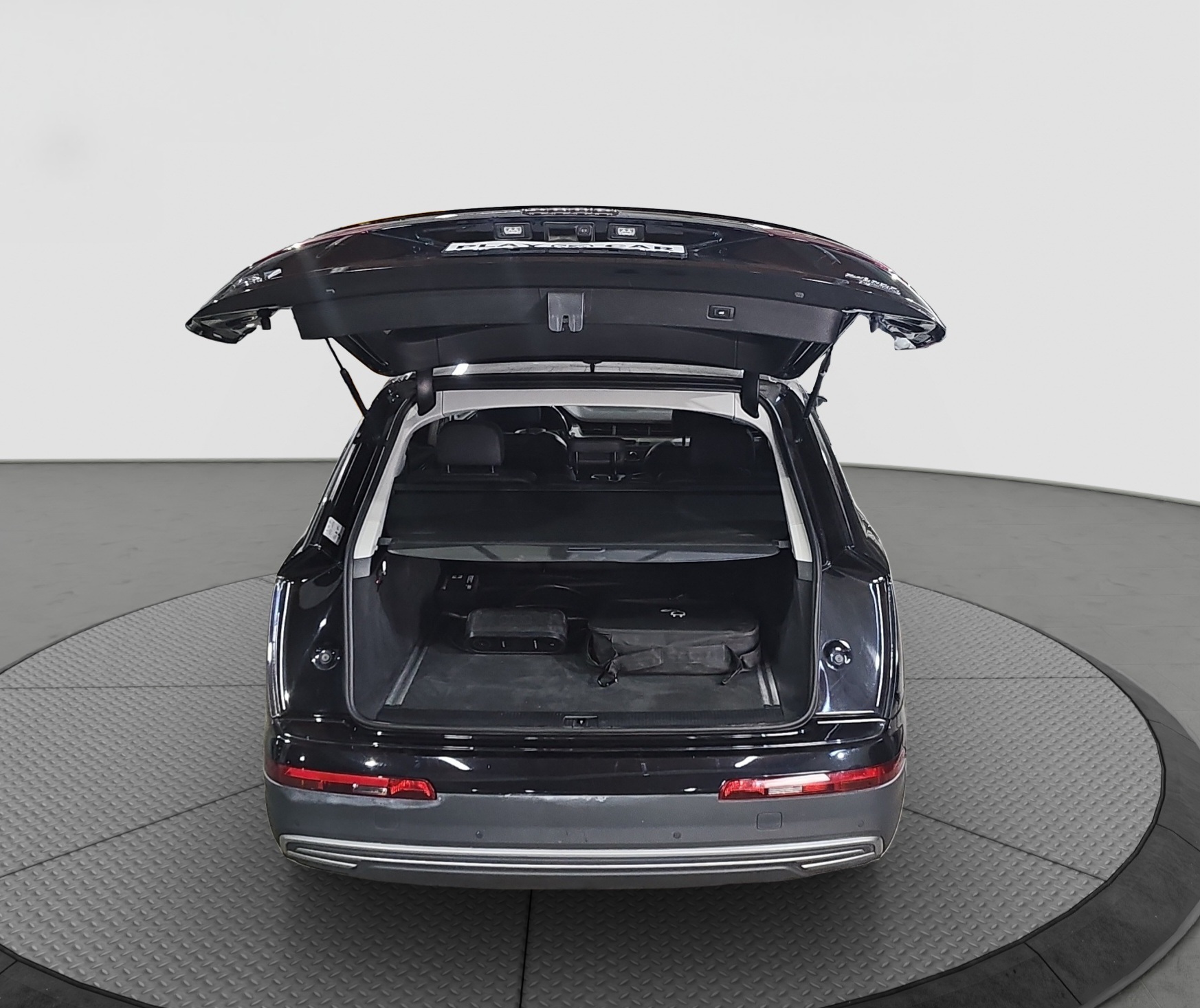 
								Audi Q7 e-tron VIRT/ODLI.ČAN full									