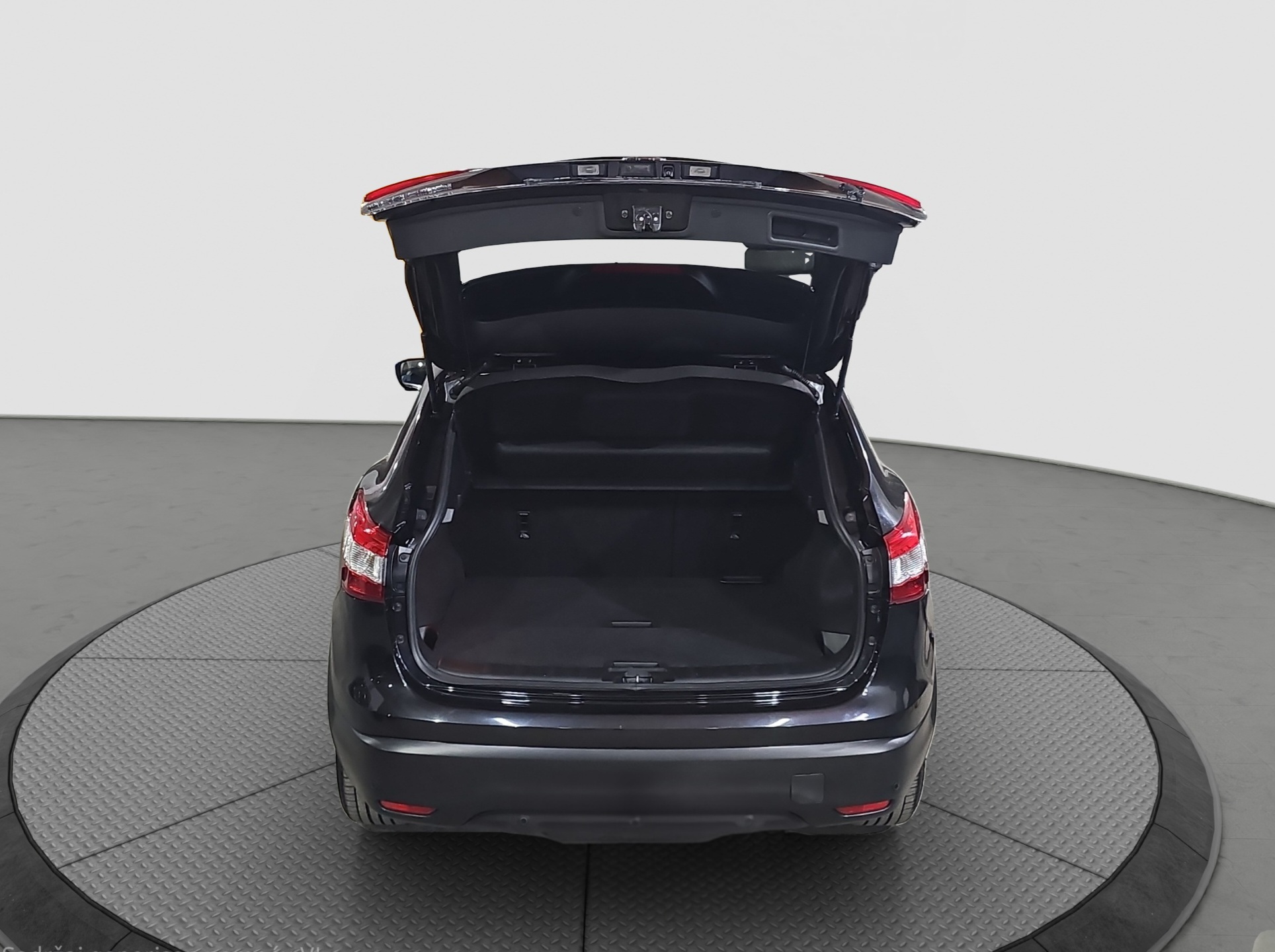 
								Nissan Qashqai TEKNA/MALA KM/PANO full									