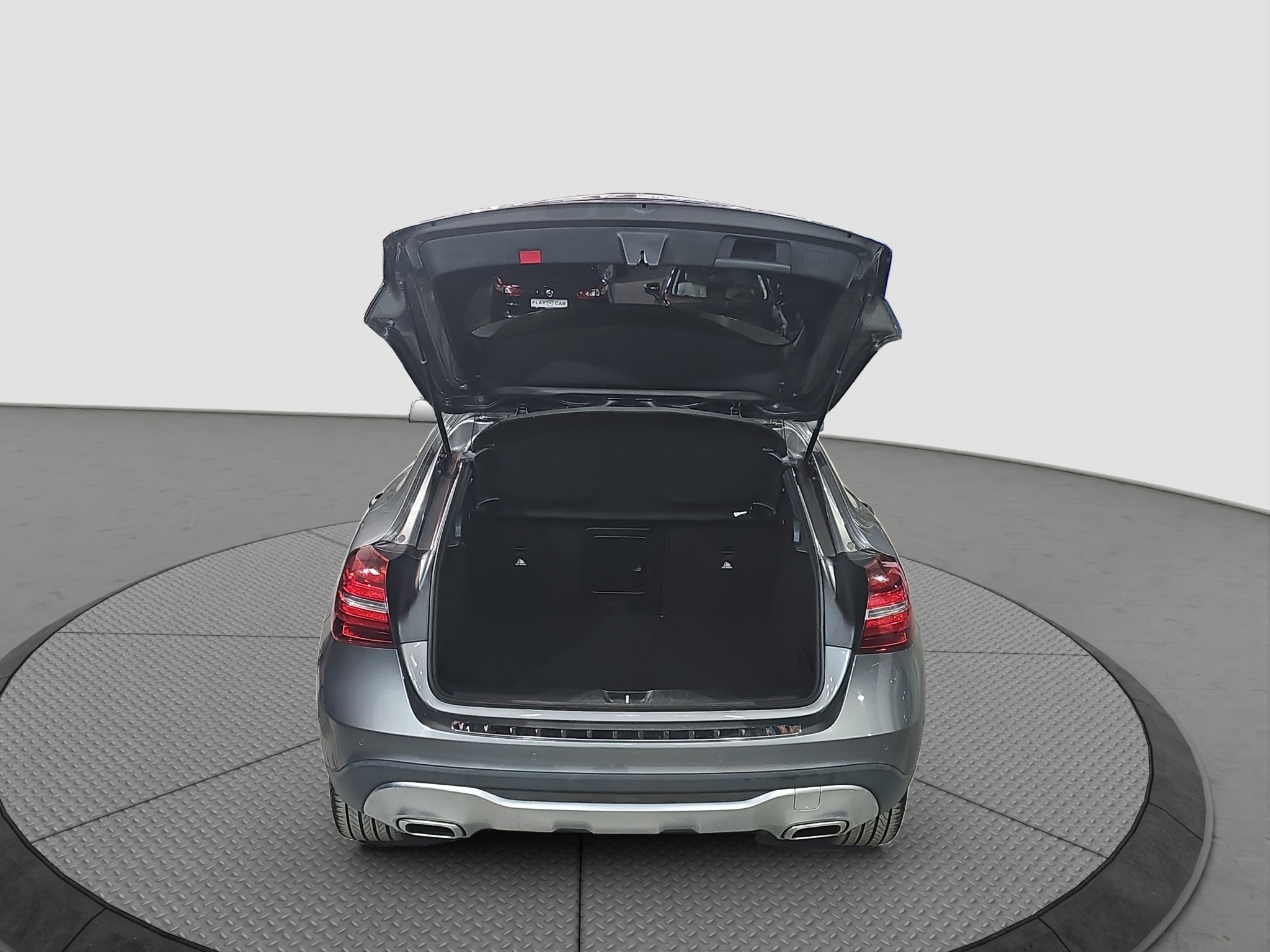 
								Mercedes Benz GLA 180 POKR.KROV/AUT/T0P full									