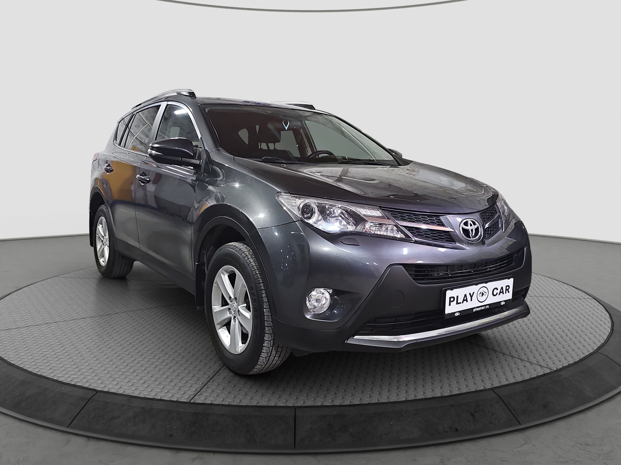 
								Toyota RAV 4 full									
