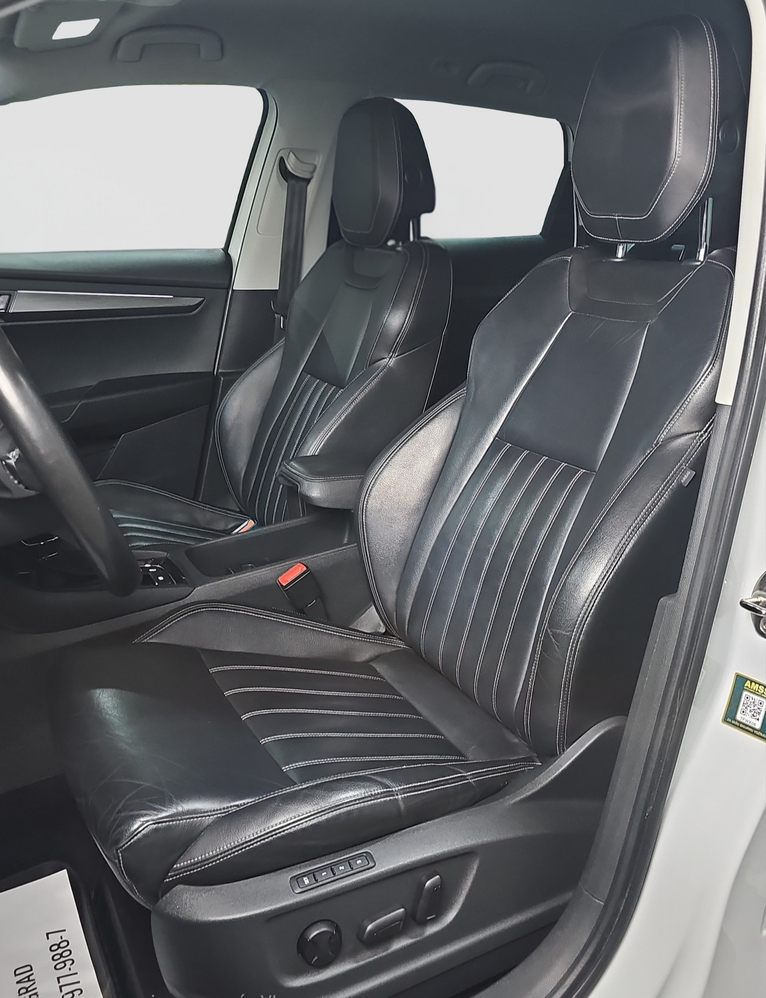 
								Škoda Karoq 4X4/AUTO/FU.LL full									