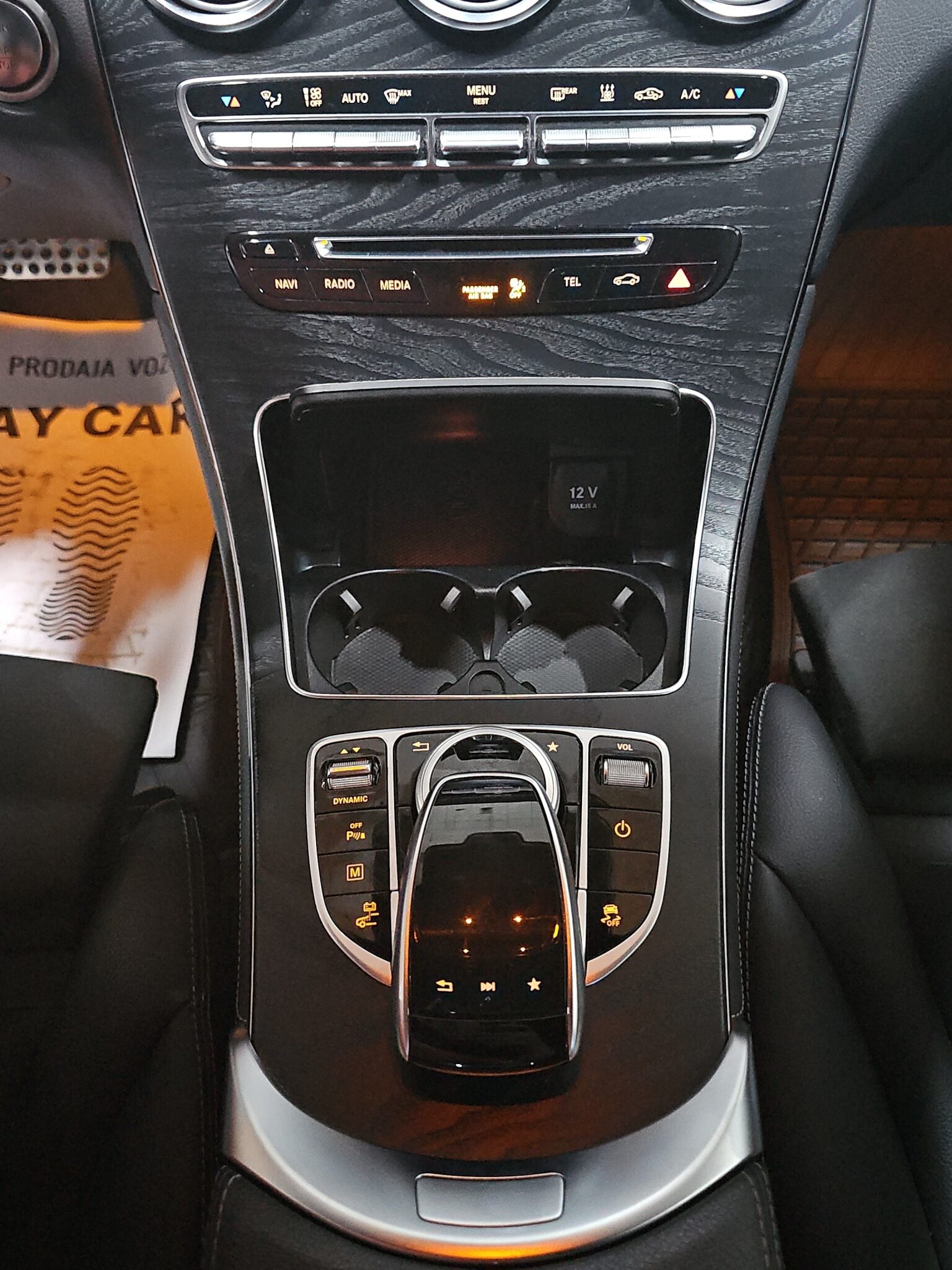 
								Mercedes Benz GLC 350 4MATIC/Hybrid/AUTO full									