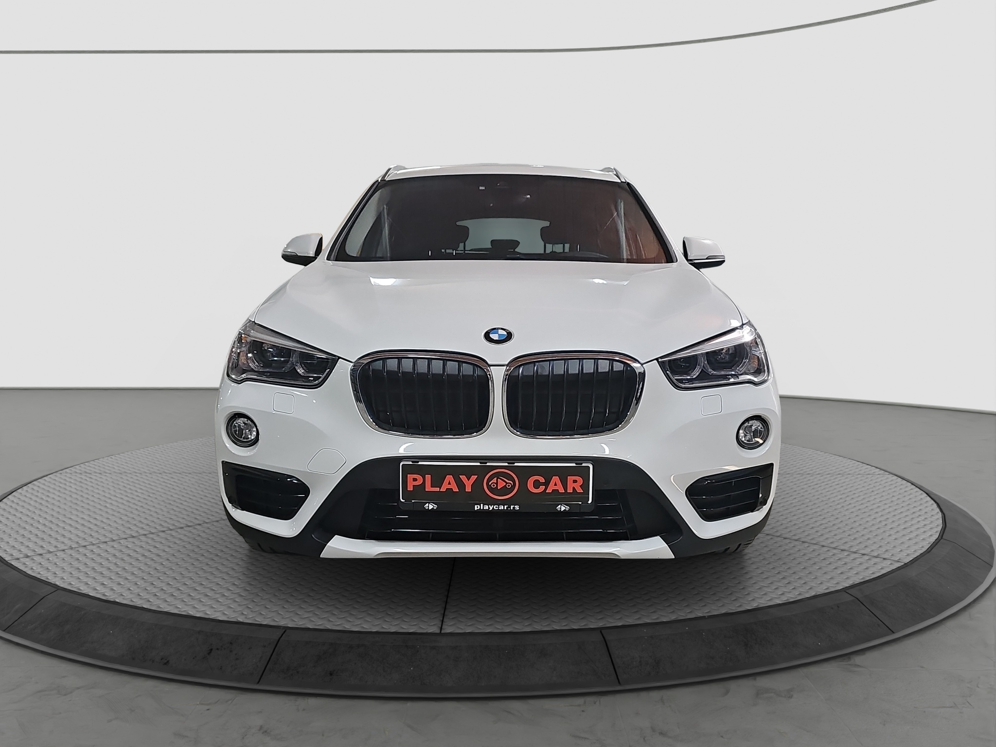 
								BMW X1 xDrive/AUTO.MATIC full									