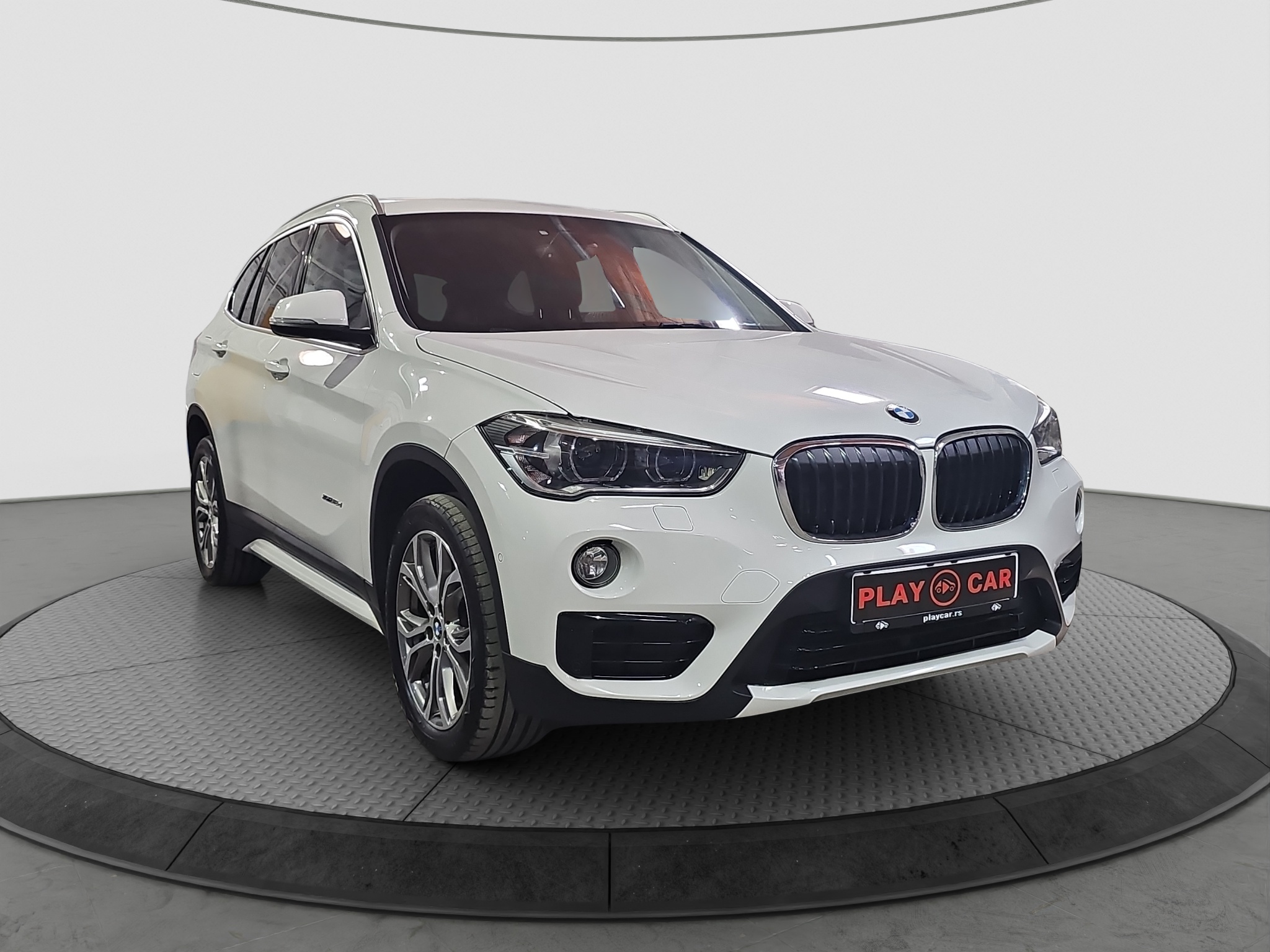 
								BMW X1 xDrive/AUTO.MATIC full									