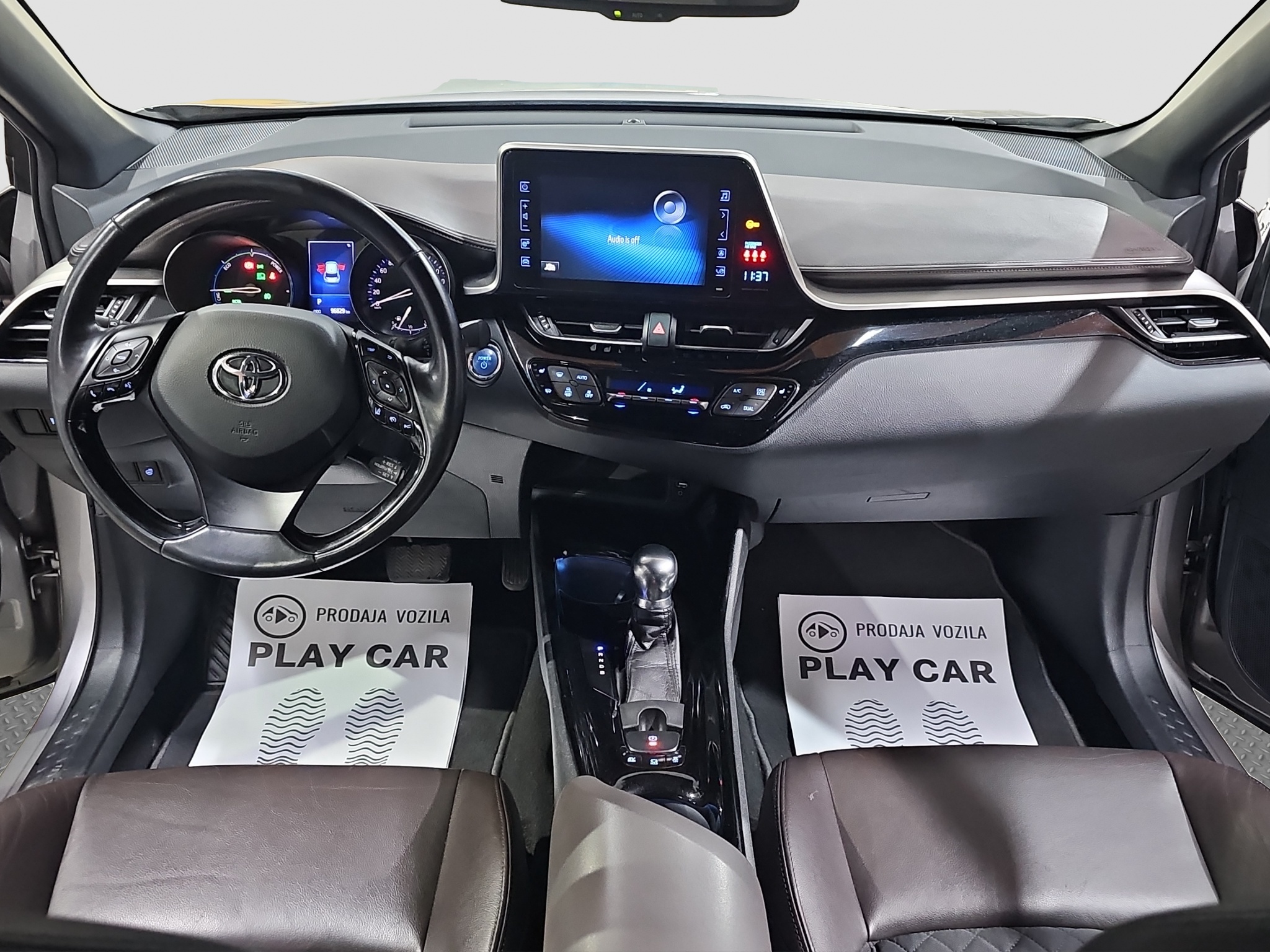
								Toyota C-HR N.O.V full									