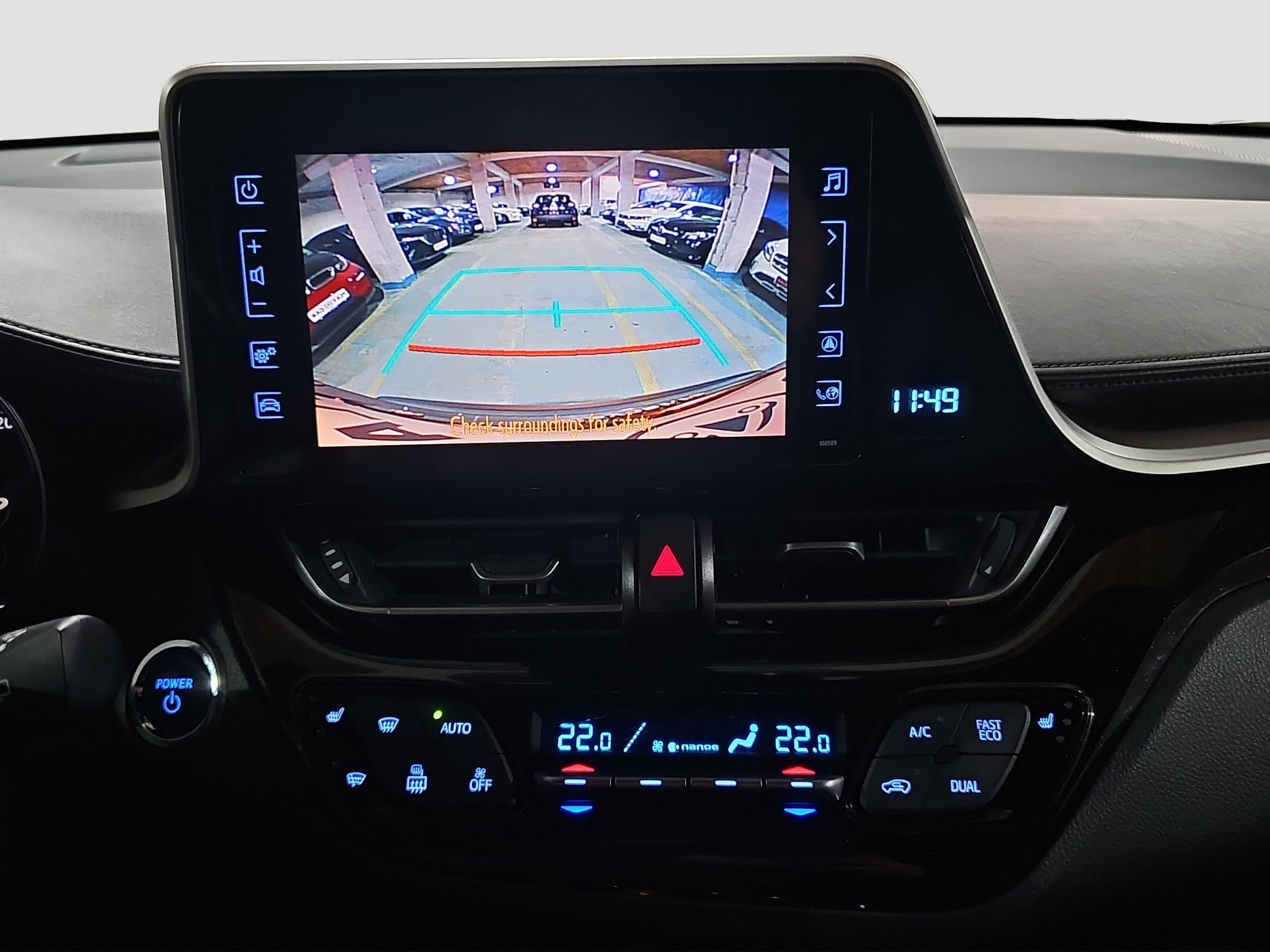
								Toyota C-HR N.O.V full									