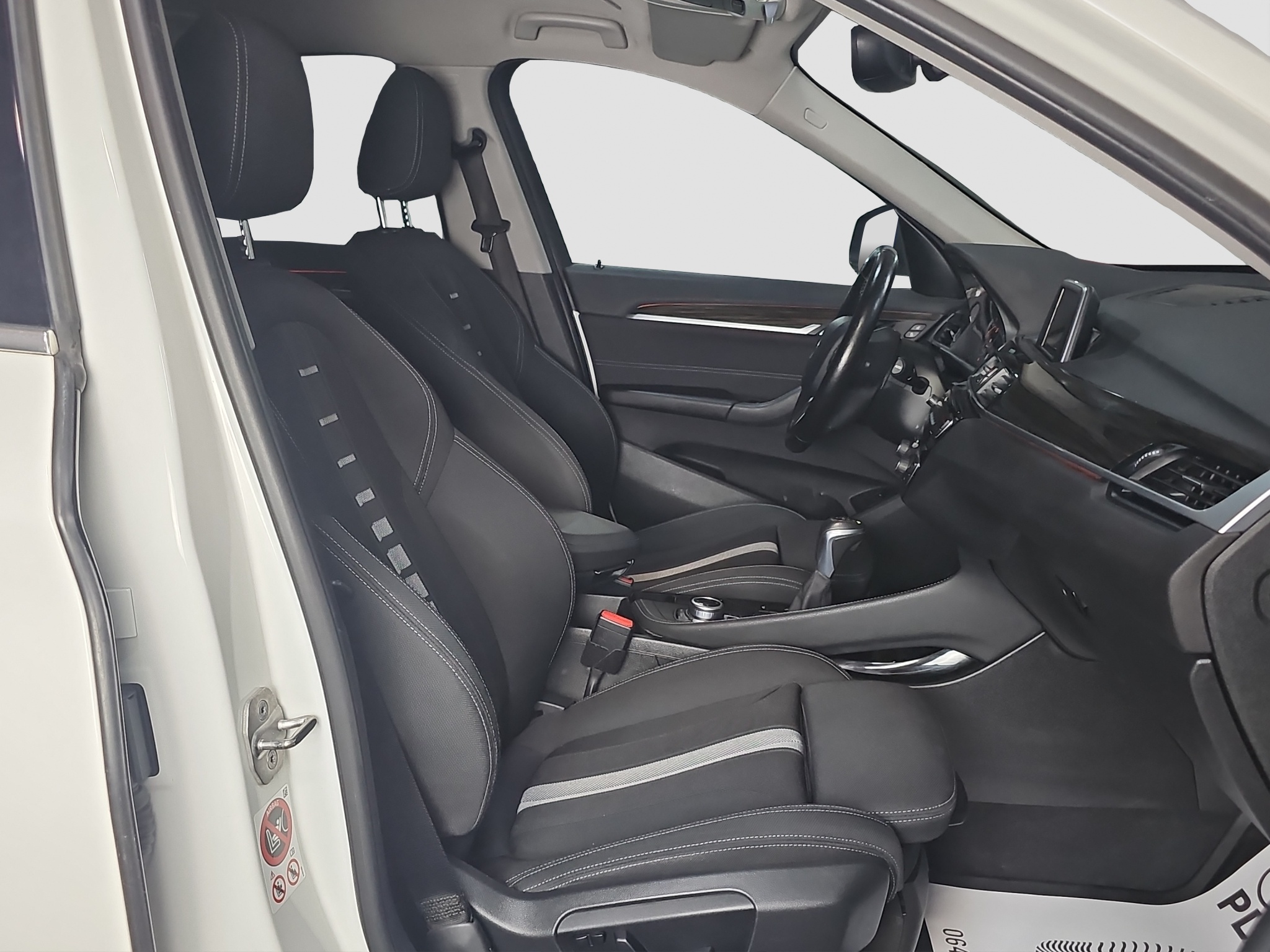 
								BMW X1 xDrive/AUTO.MATIC full									