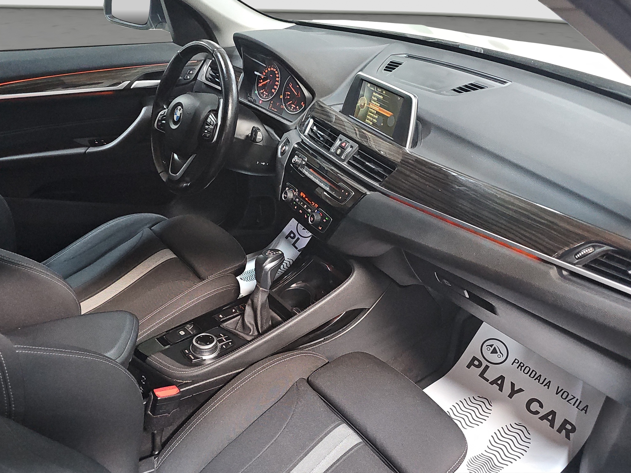 
								BMW X1 xDrive/AUTO.MATIC full									