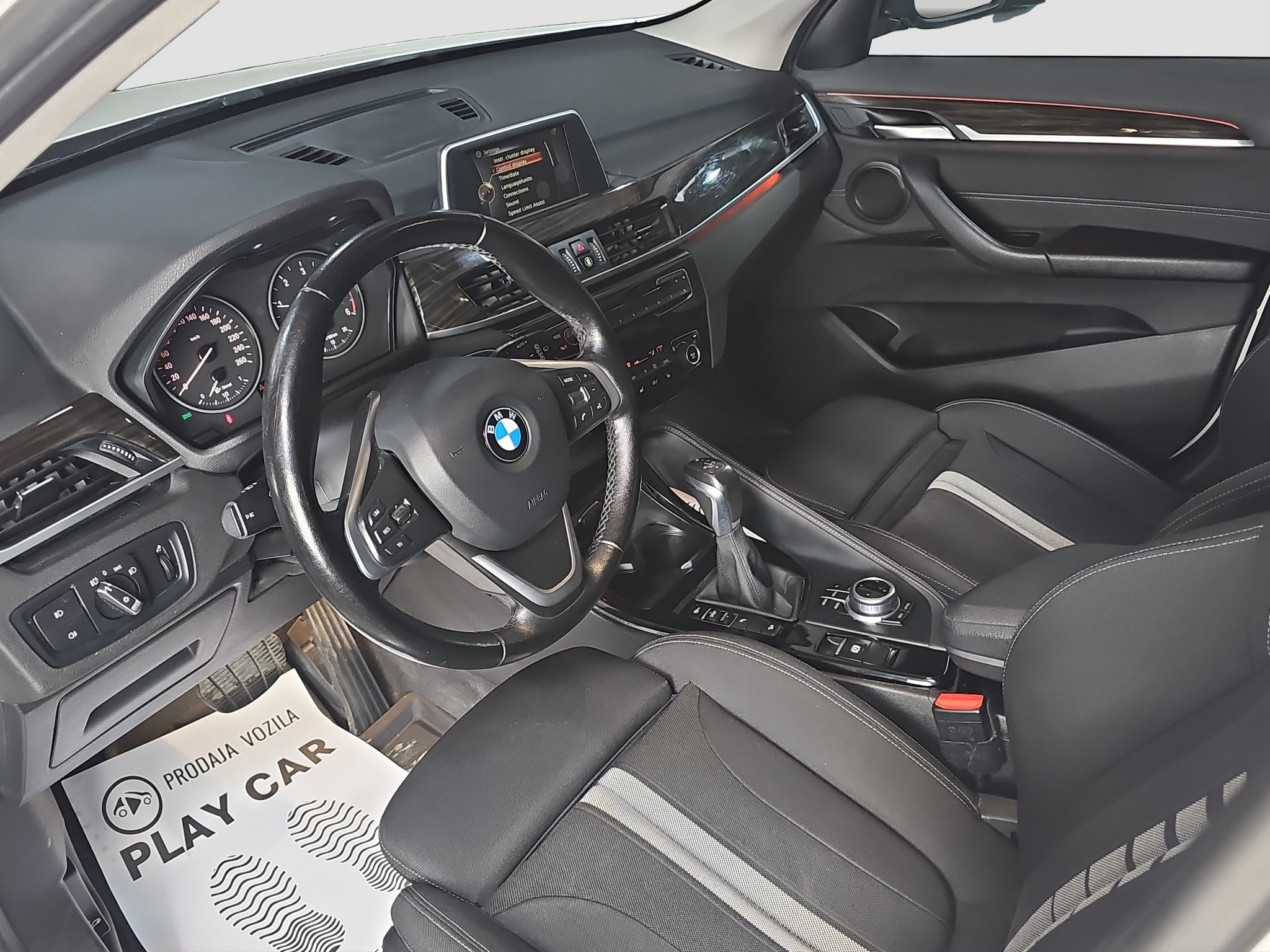 
								BMW X1 xDrive/AUTO.MATIC full									