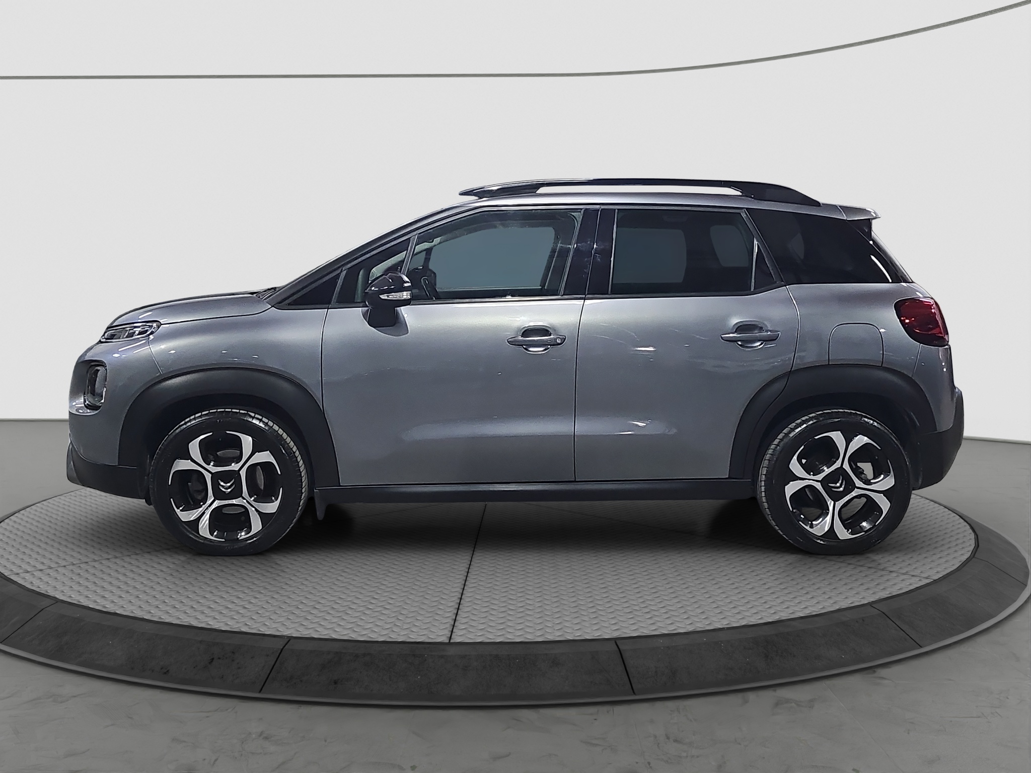 
								Citroen C3 Aircross MALA.KM/AUTO full									