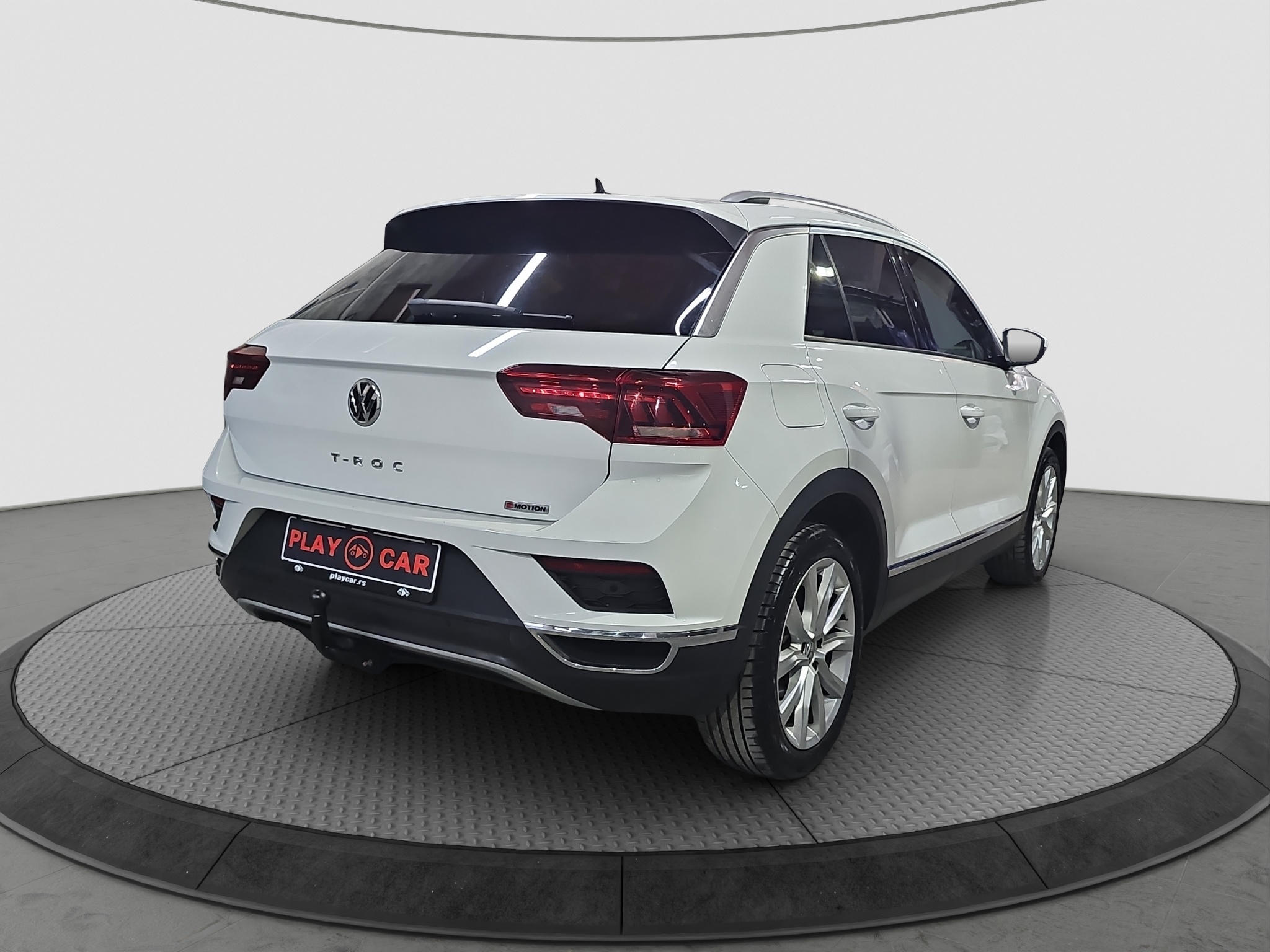
								Volkswagen T-Roc 4Motion/AUTOM/VIRT full									