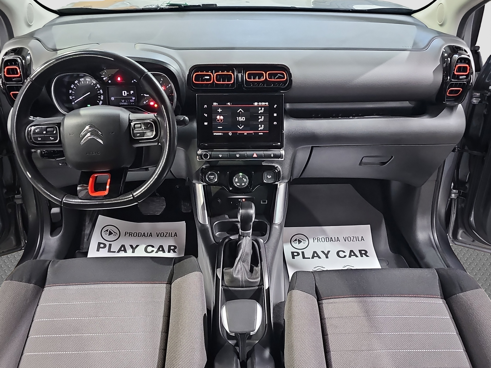 
								Citroen C3 Aircross MALA.KM/AUTO full									