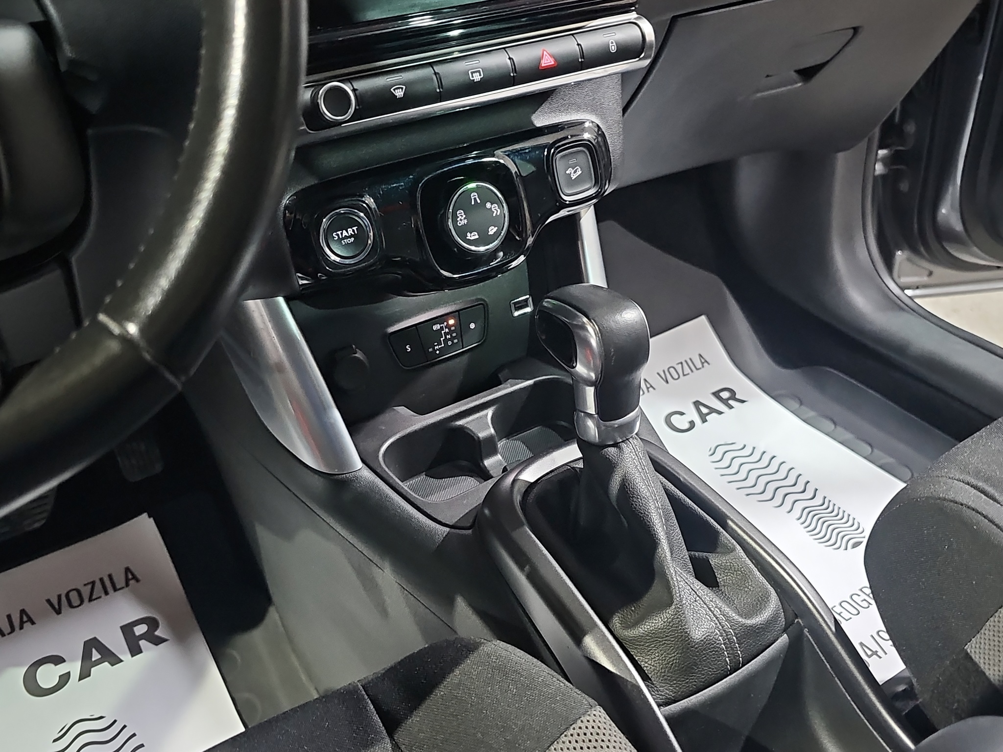 
								Citroen C3 Aircross MALA.KM/AUTO full									