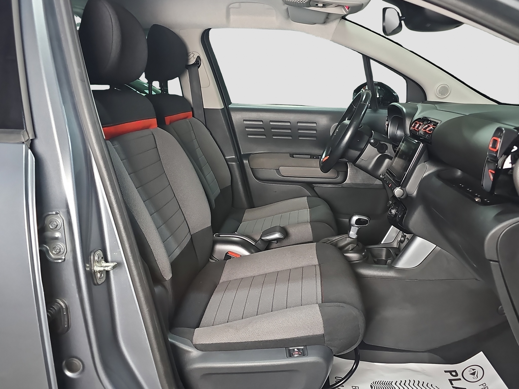 
								Citroen C3 Aircross MALA.KM/AUTO full									