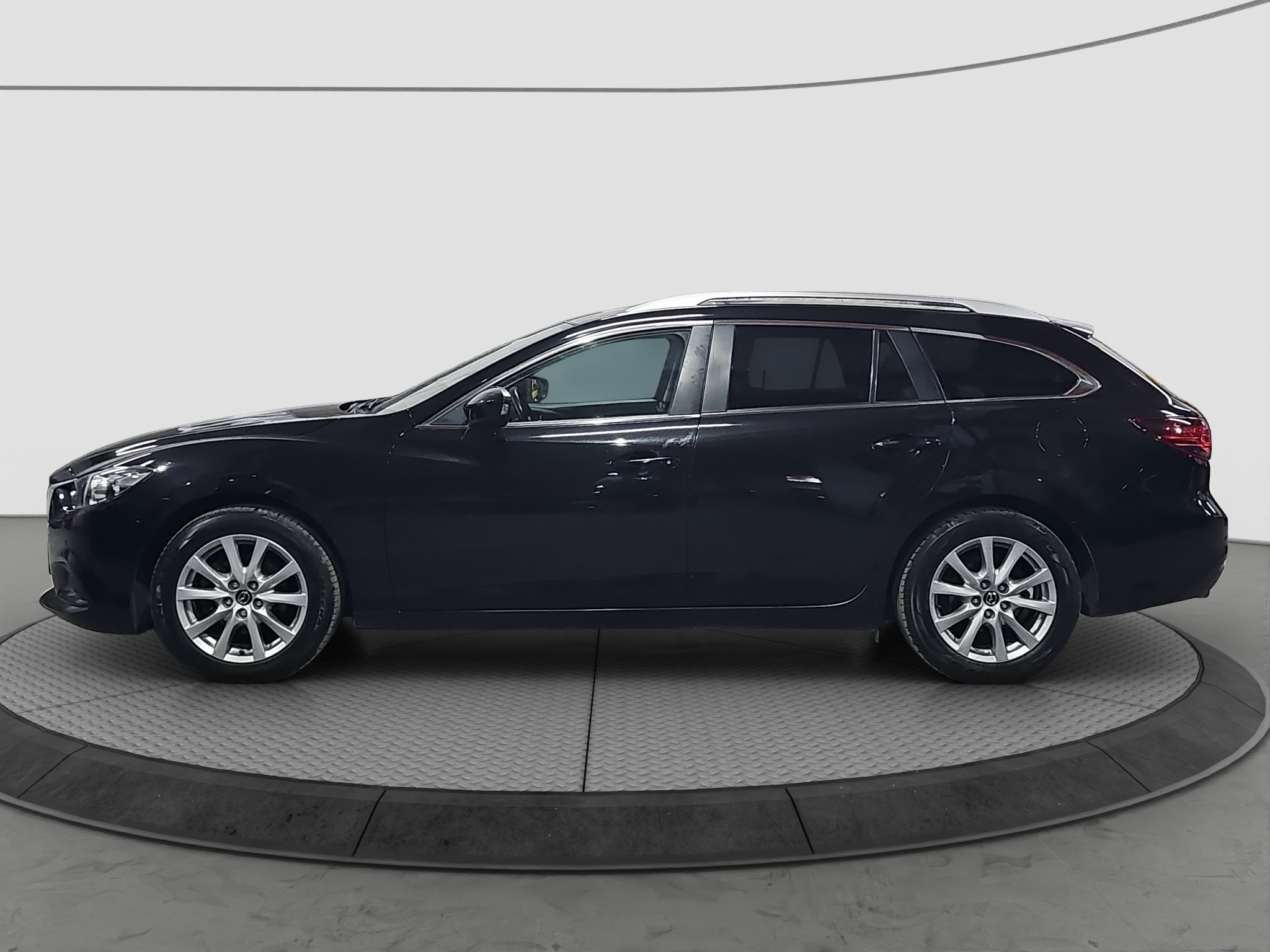 
								Mazda 6 full									