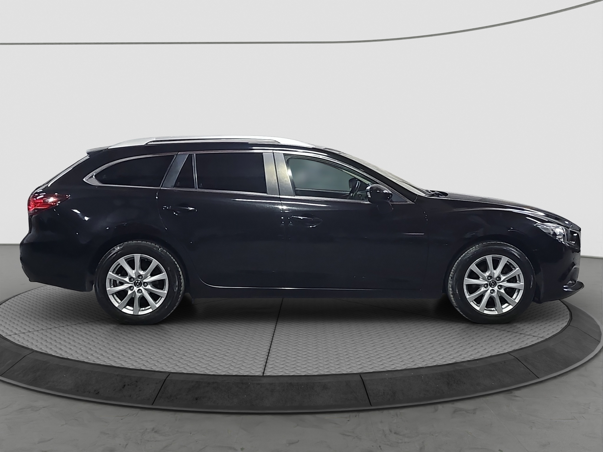 
								Mazda 6 full									
