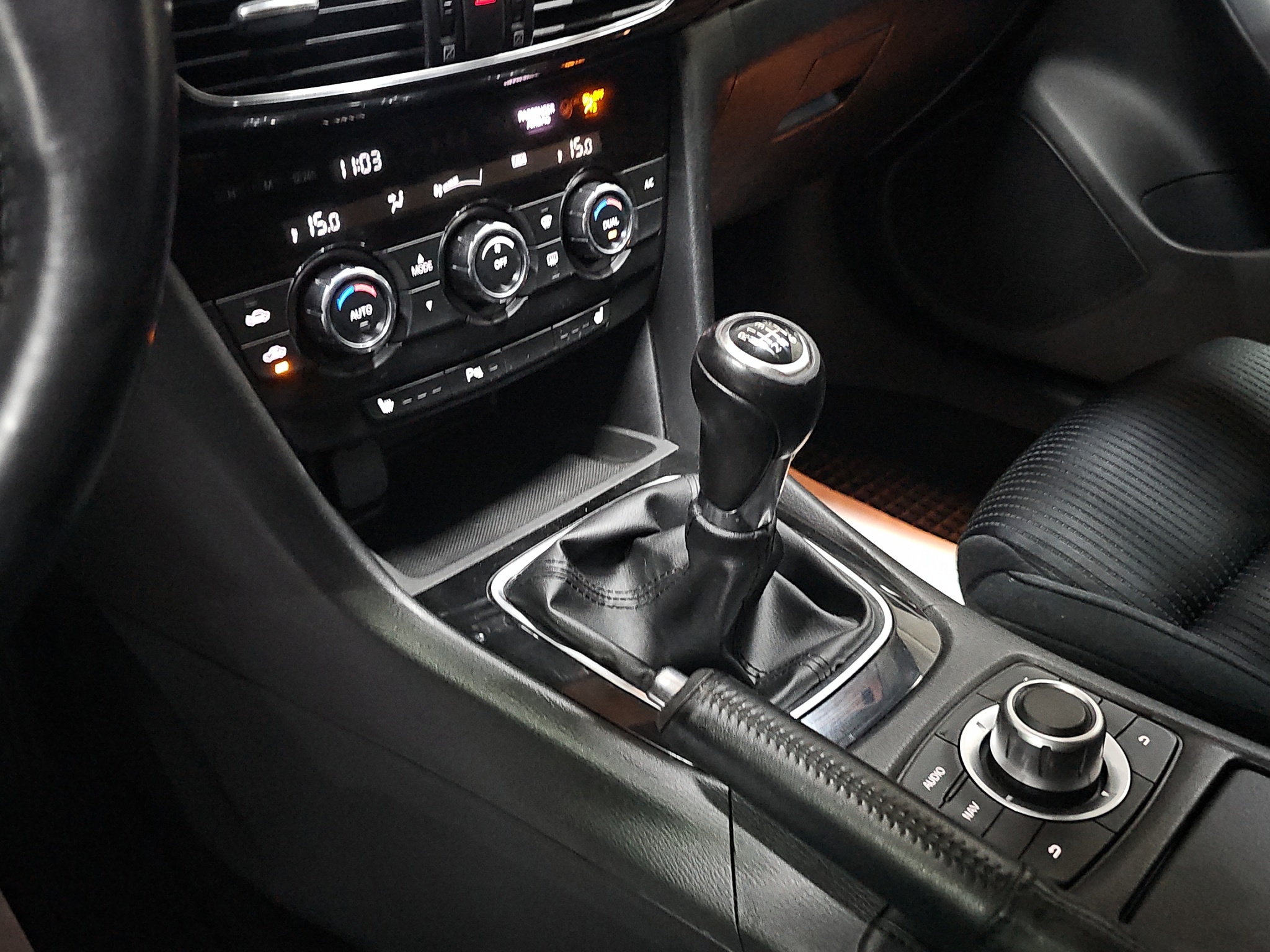 
								Mazda 6 full									