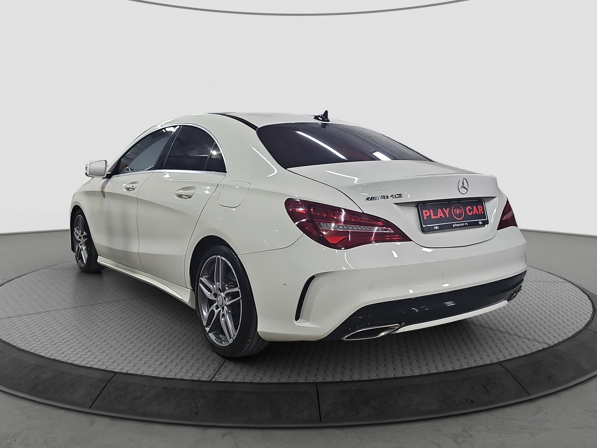 
								Mercedes Benz CLA 180 AMG/AUTO/ŠIBER full									