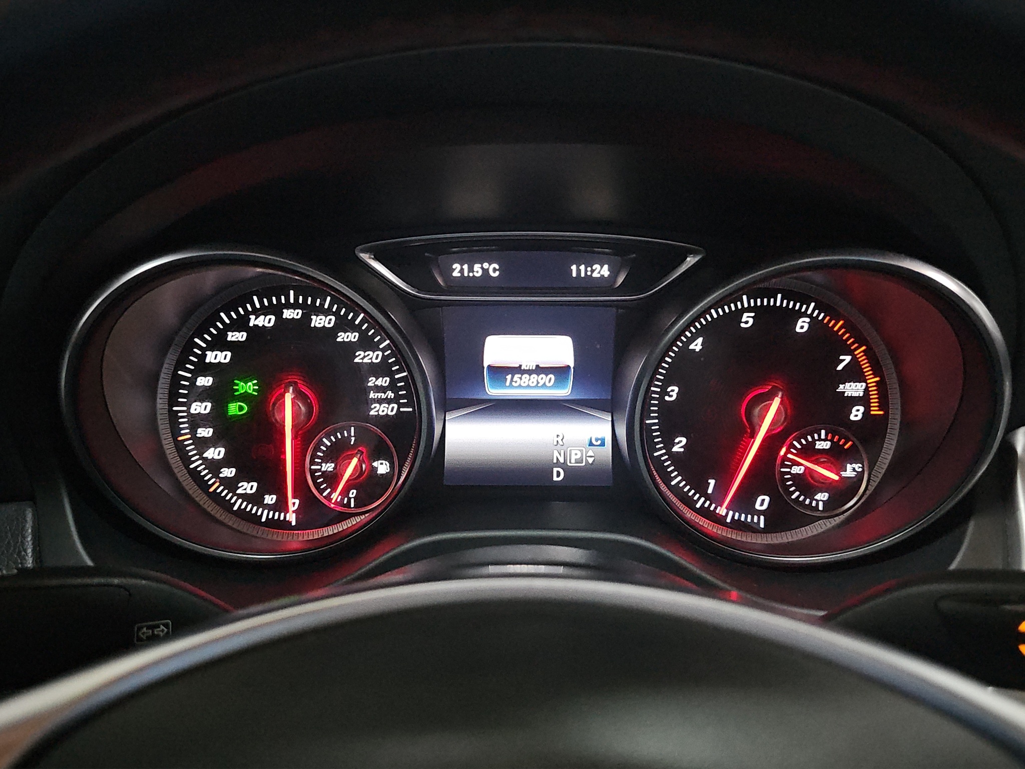 
								Mercedes Benz CLA 180 AMG/AUTO/ŠIBER full									