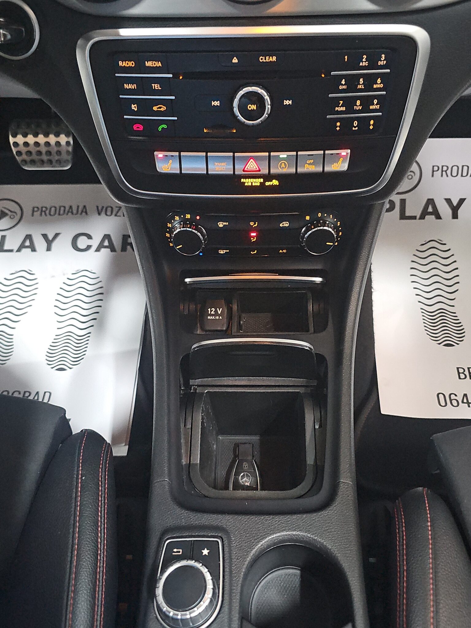 
								Mercedes Benz CLA 180 AMG/AUTO/ŠIBER full									