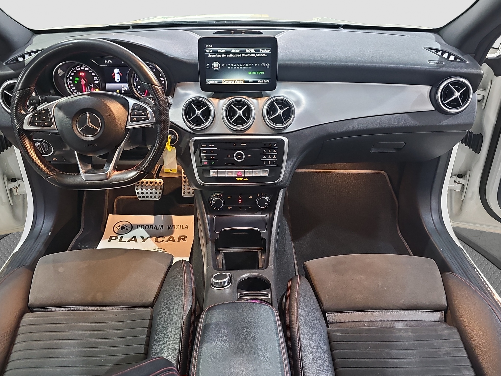 
								Mercedes Benz CLA 180 AMG/AUTO/ŠIBER full									
