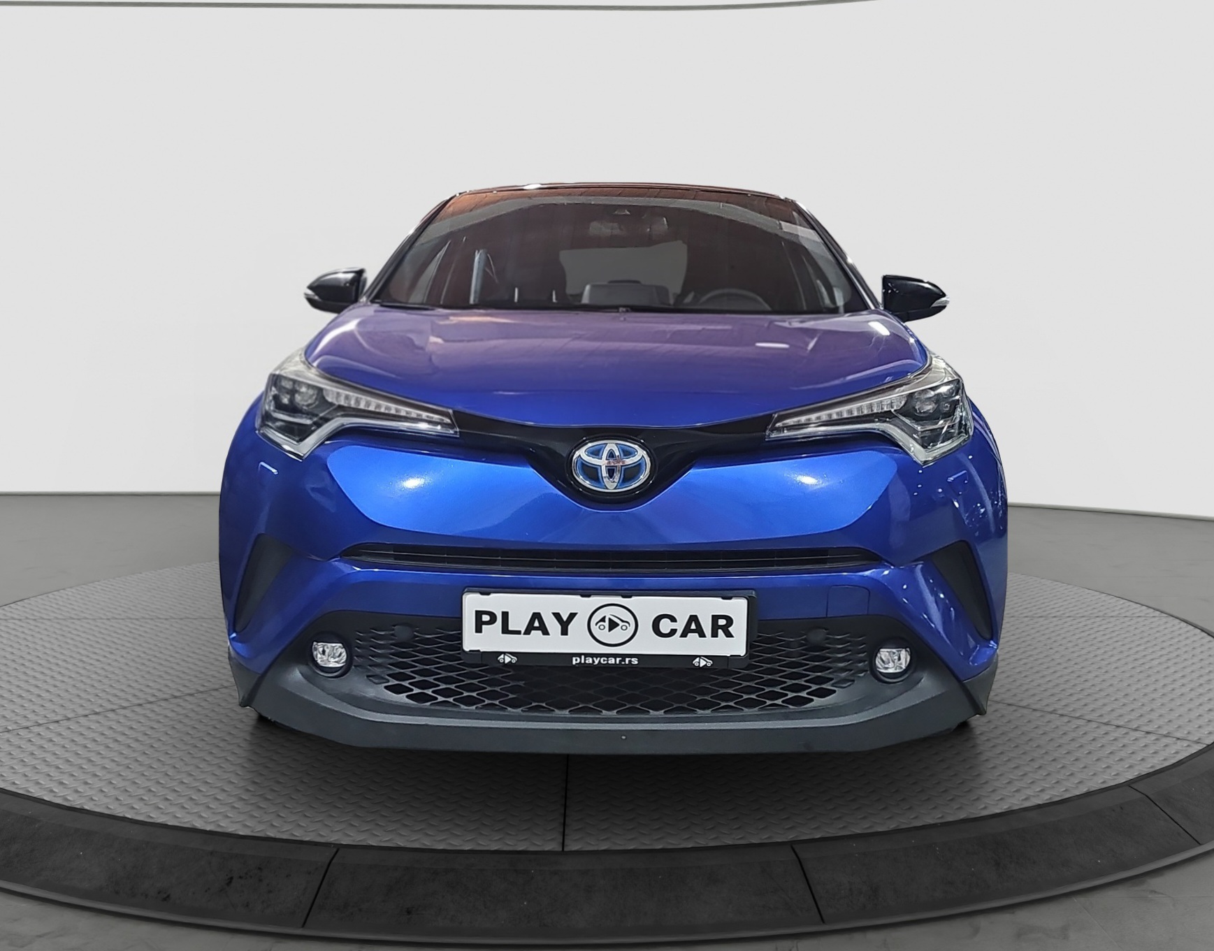 
								Toyota C-HR full									