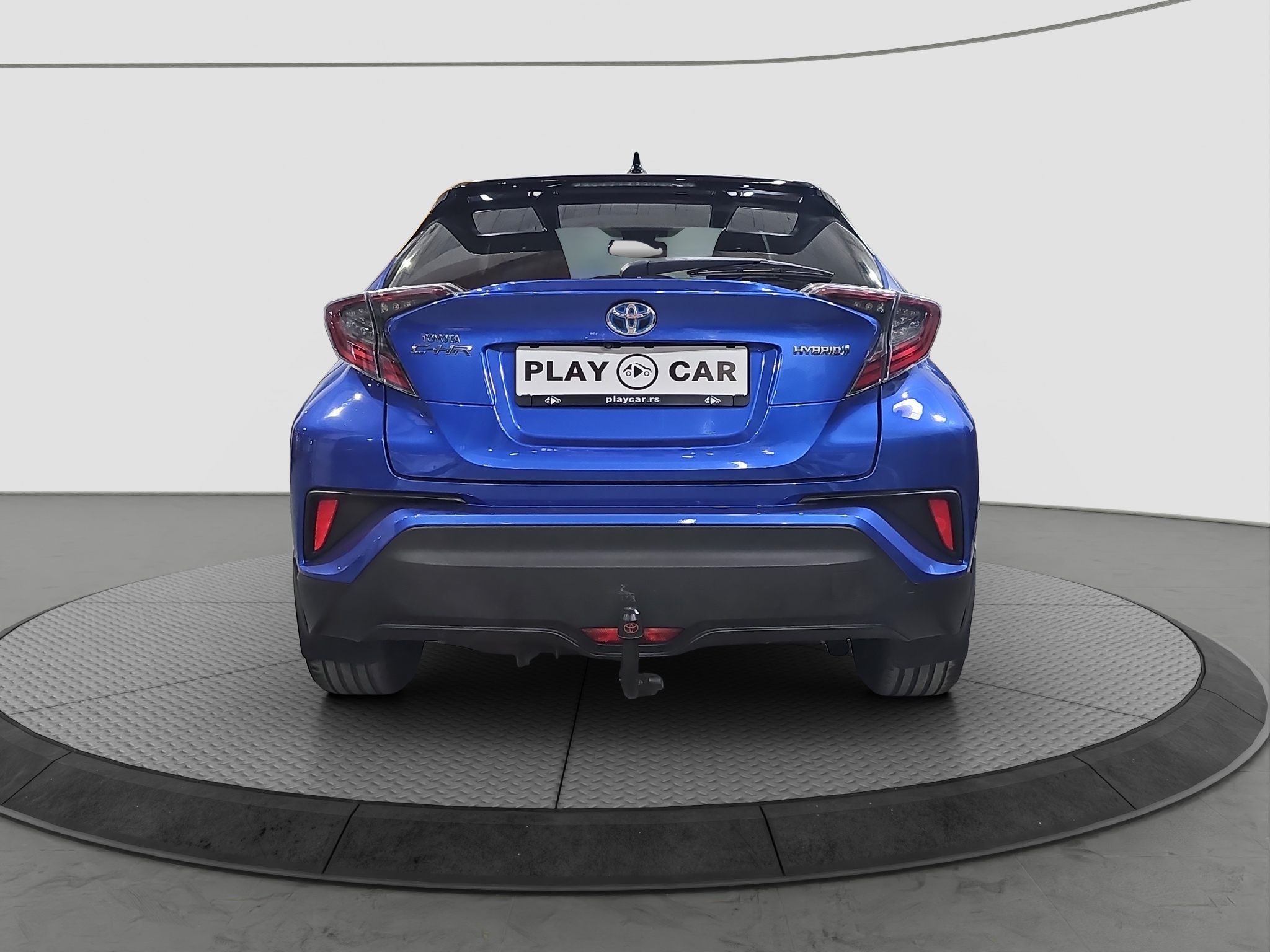 
								Toyota C-HR full									