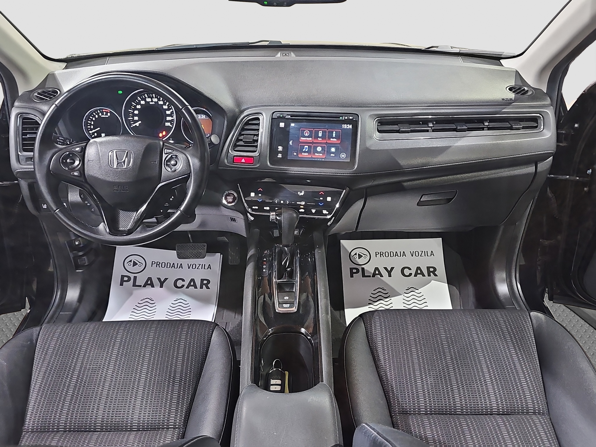 
								Honda HR-V PANO/SIBER/AUTO full									