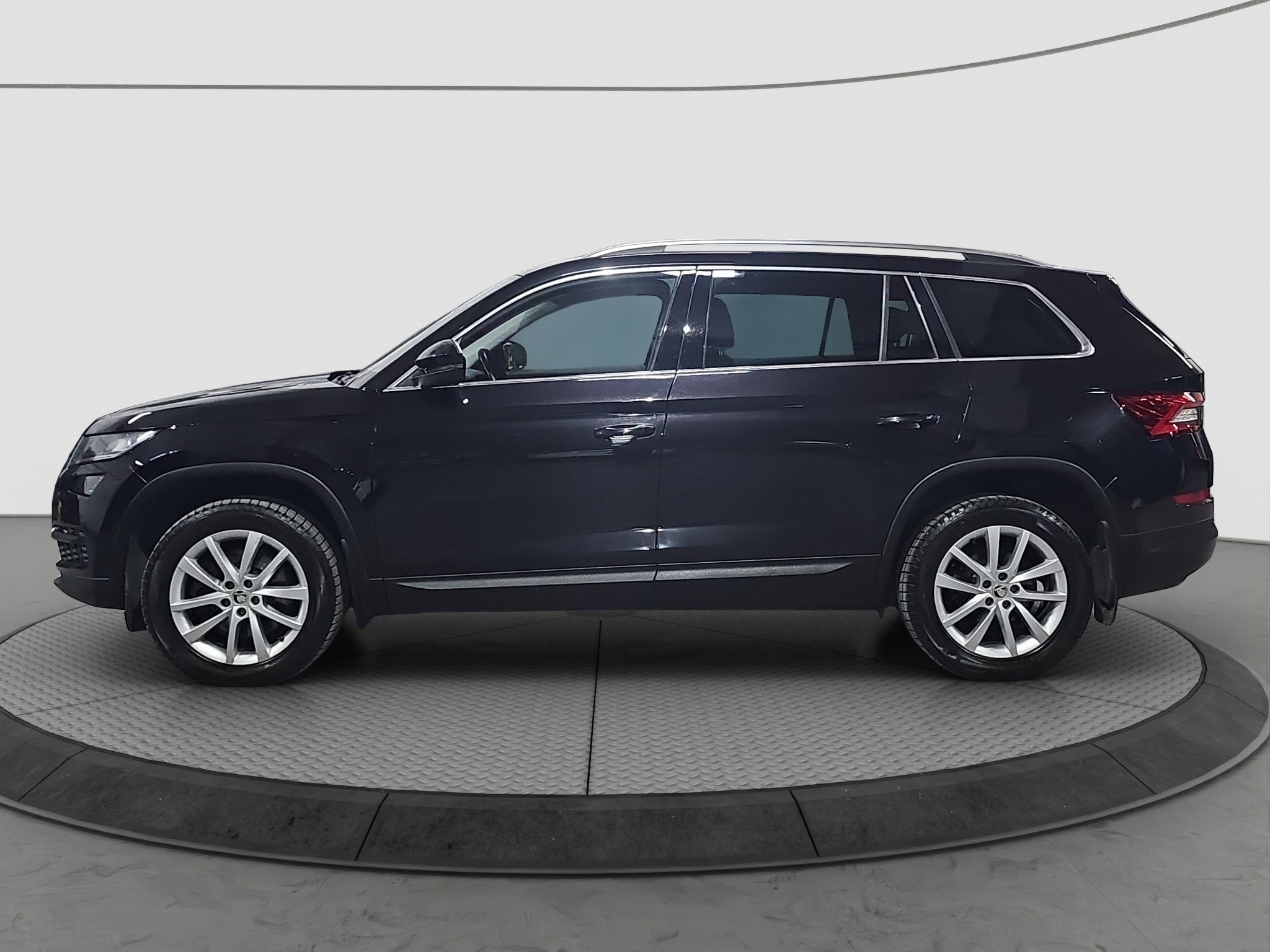 
								Škoda Kodiaq VIRT/AWD/MATR/DSG full									