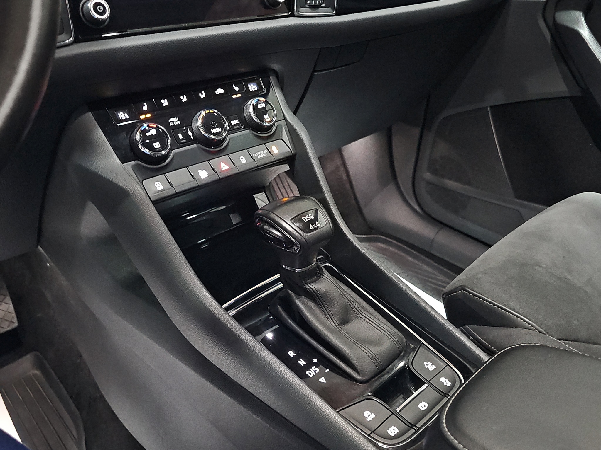 
								Škoda Kodiaq VIRT/AWD/MATR/DSG full									