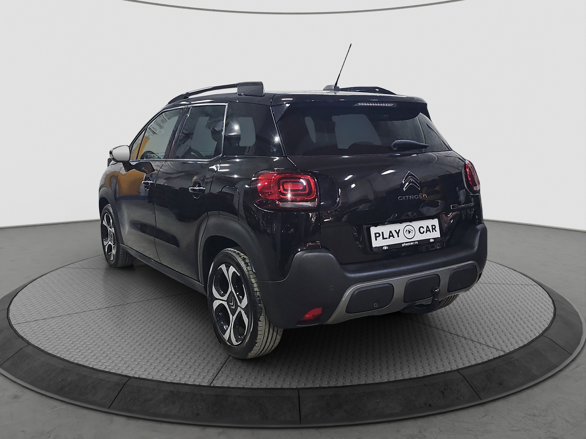 
								Citroen C3 Aircross full									