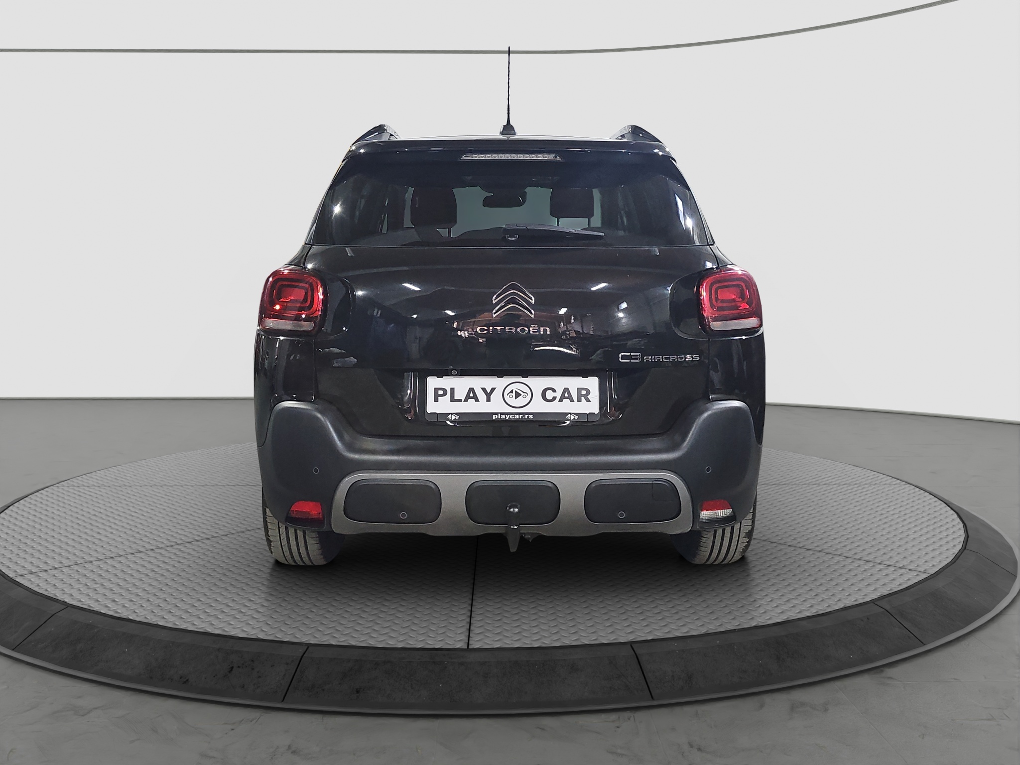
								Citroen C3 Aircross full									