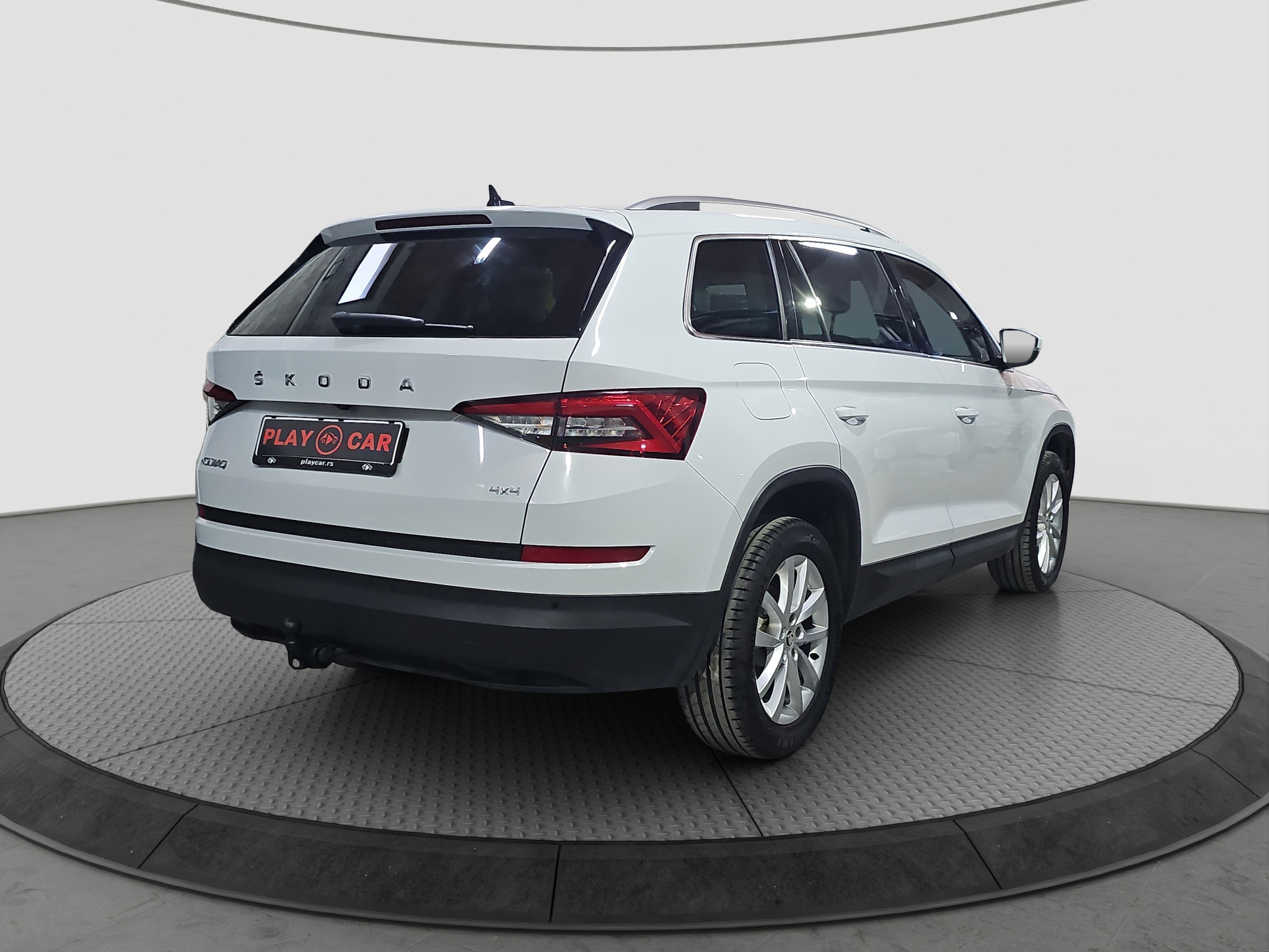 
								Škoda Kodiaq AWD/MATR/DSG full									