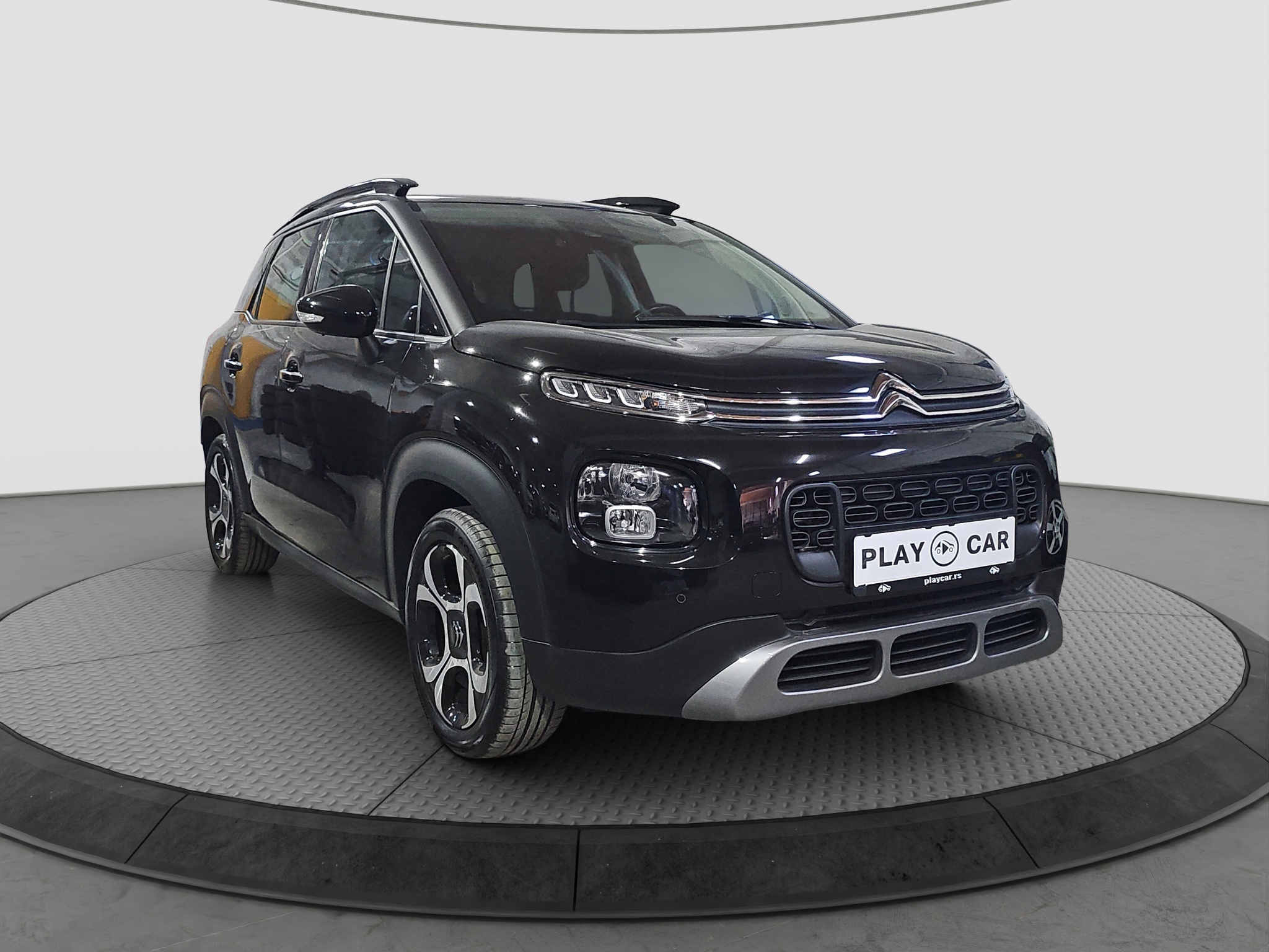 
								Citroen C3 Aircross full									