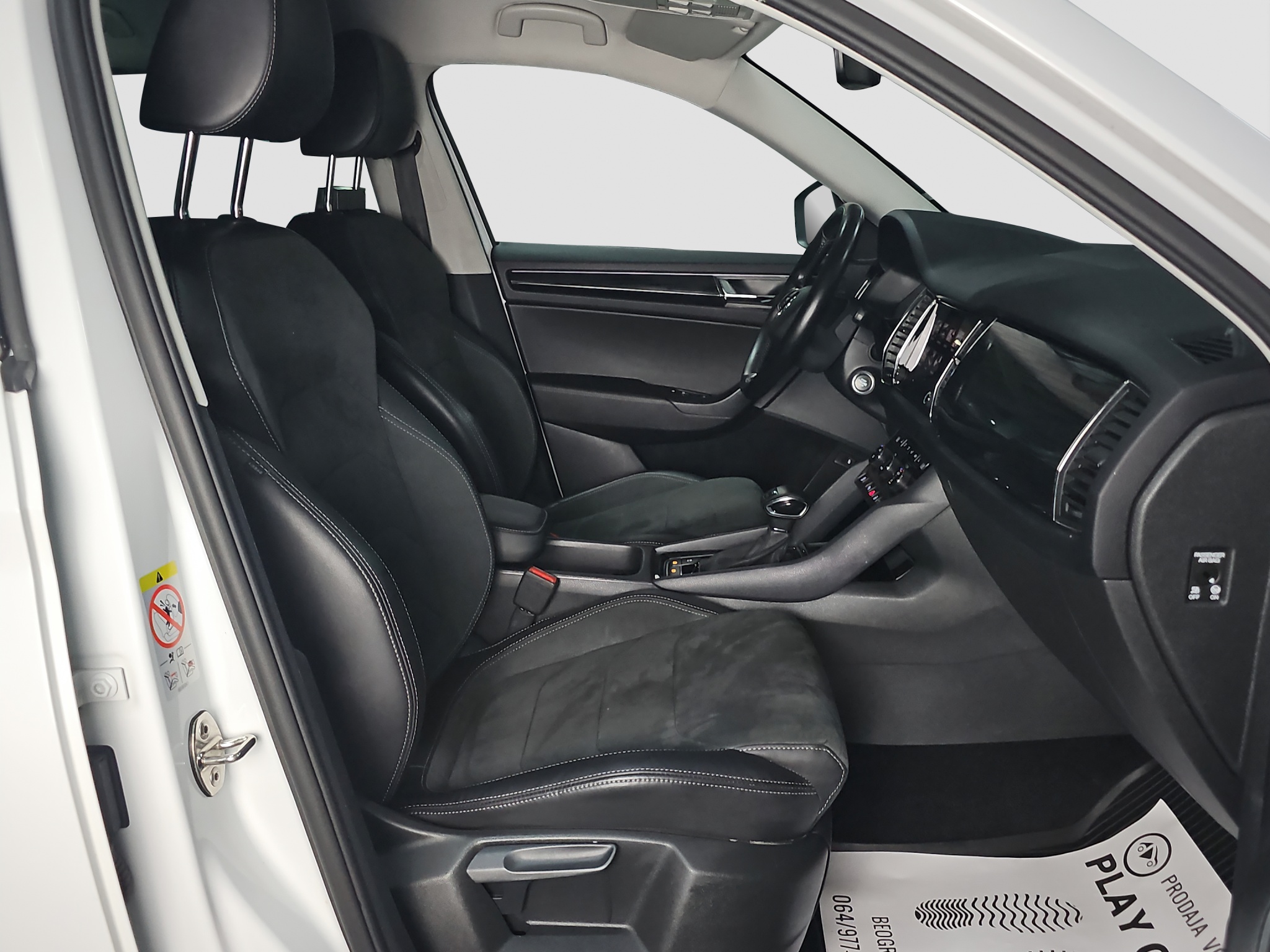 
								Škoda Kodiaq AWD/MATR/DSG full									