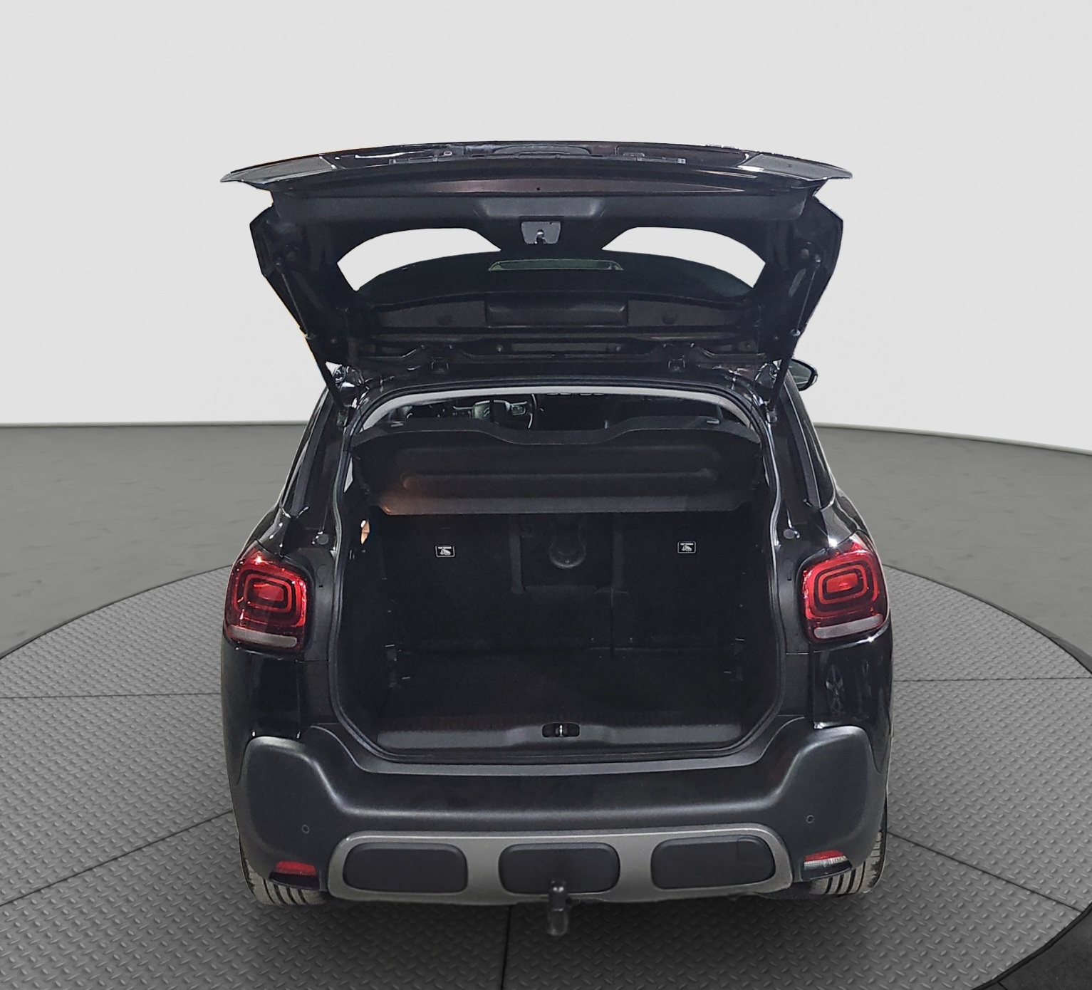 
								Citroen C3 Aircross full									