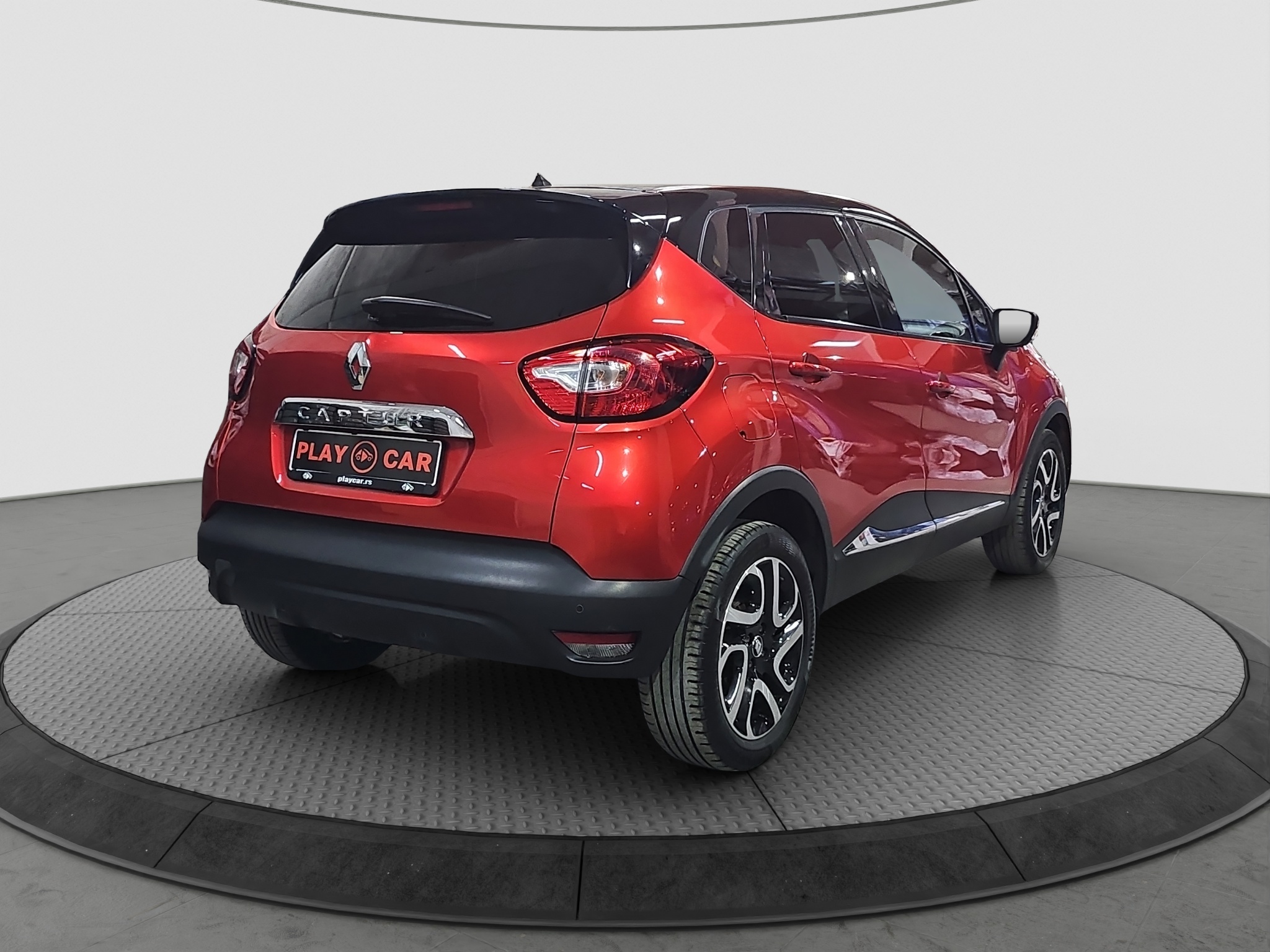 
								Renault Captur AUTO/T.O.P full									