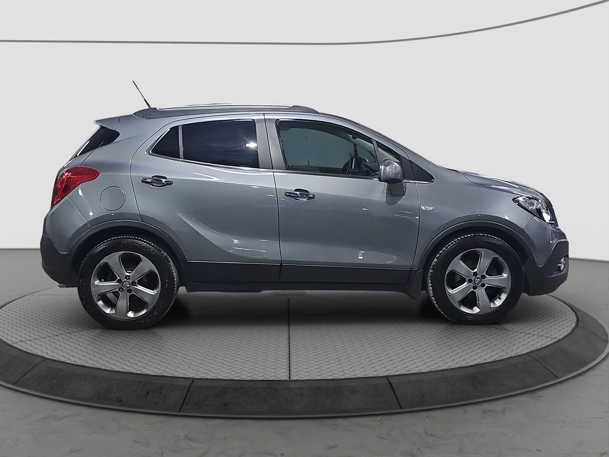 
								Opel Mokka ŠIBER/AUTO/FUL.L full									