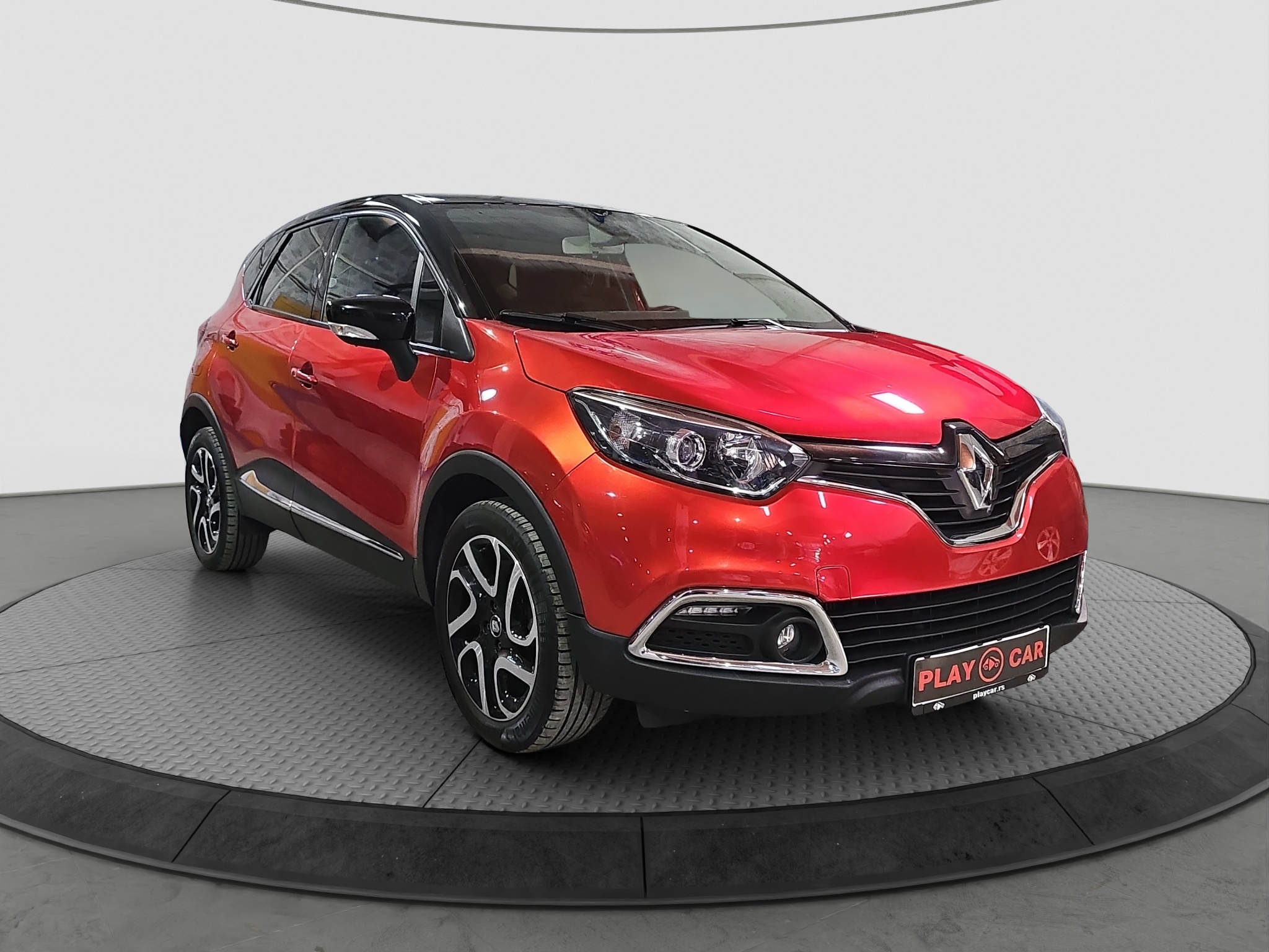 
								Renault Captur AUTO/T.O.P full									