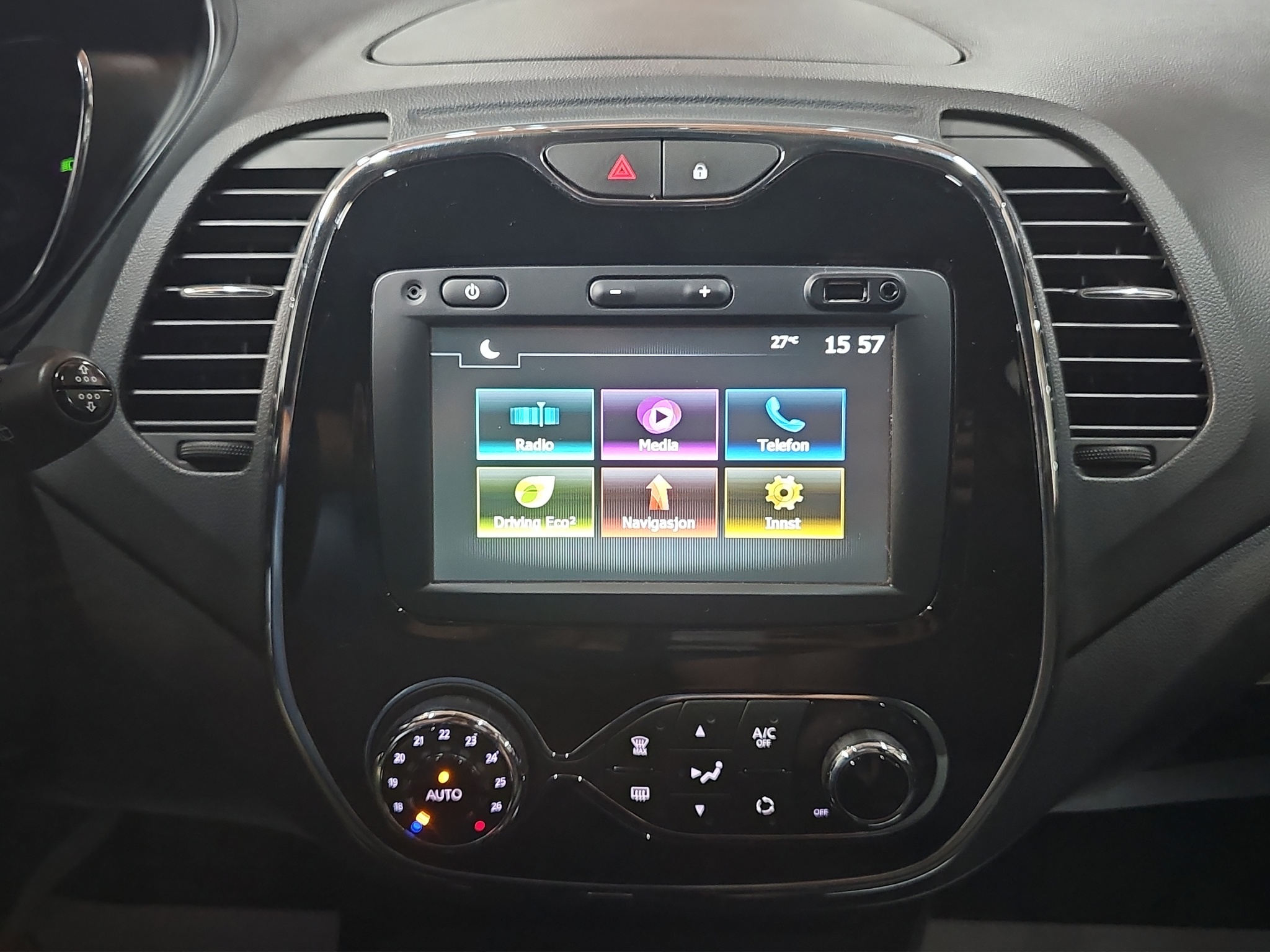 
								Renault Captur AUTO/T.O.P full									